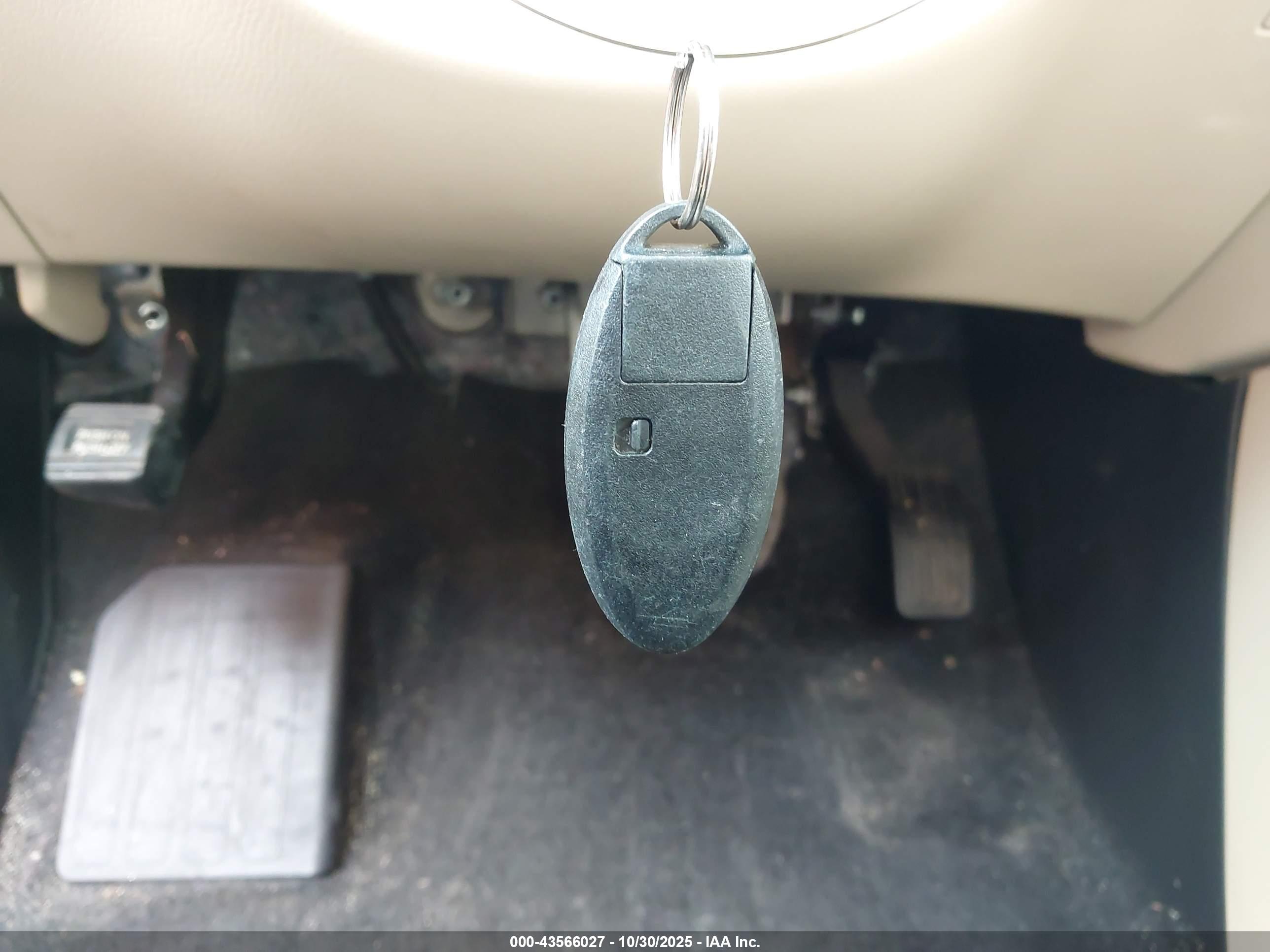 NISSAN PATHFINDER image 11