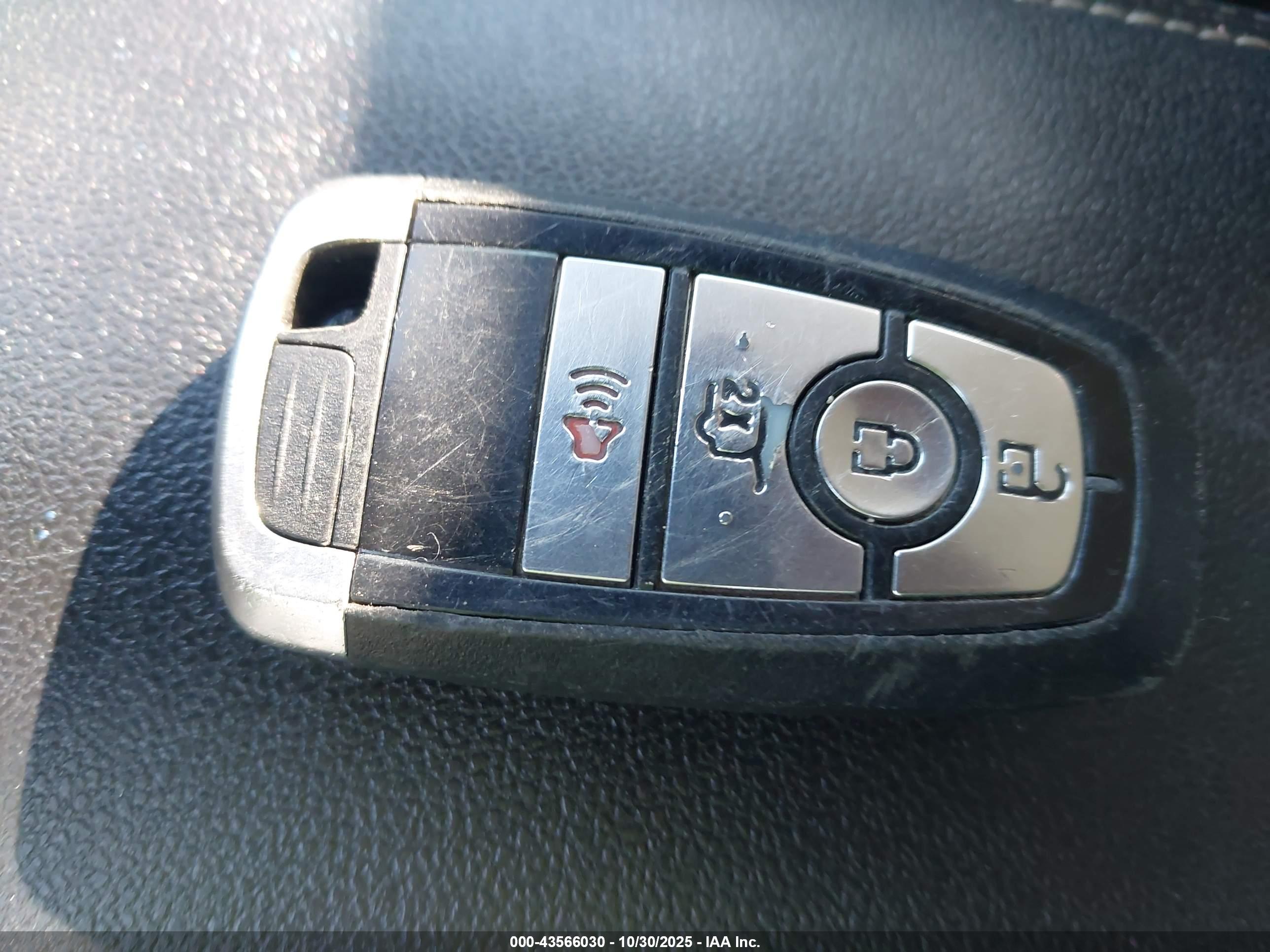 FORD ESCAPE image 11