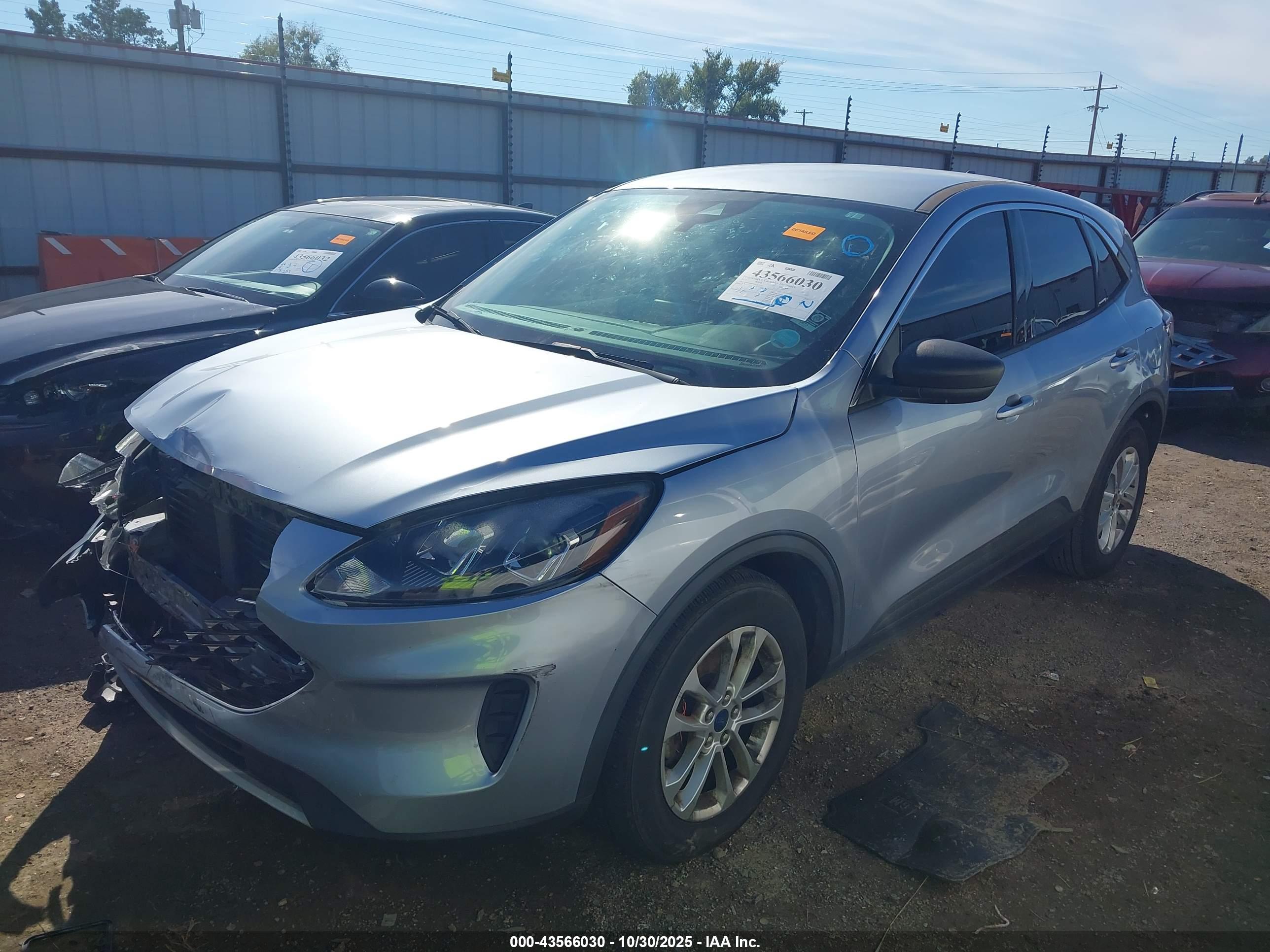 FORD ESCAPE image 2