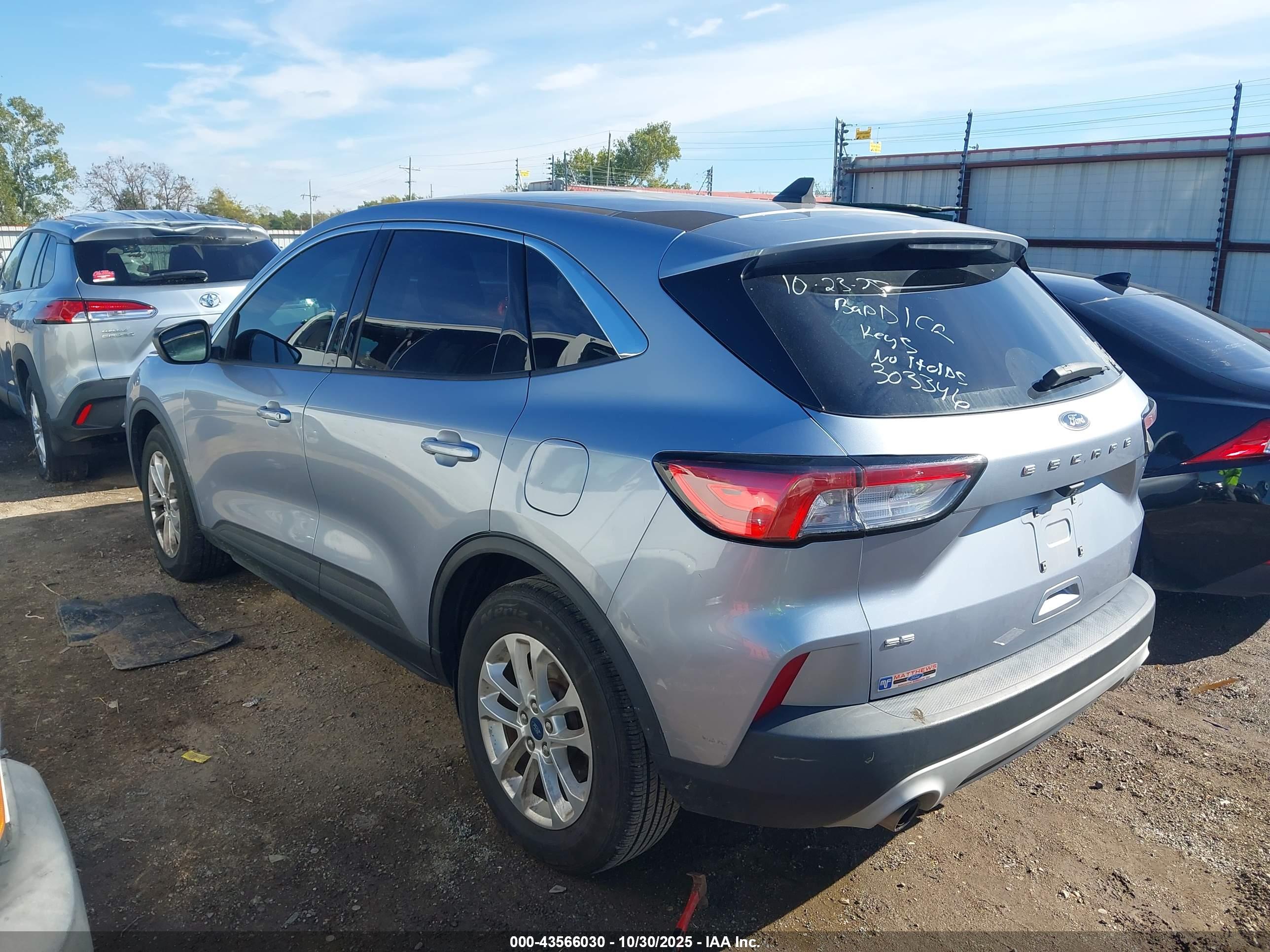 FORD ESCAPE image 3