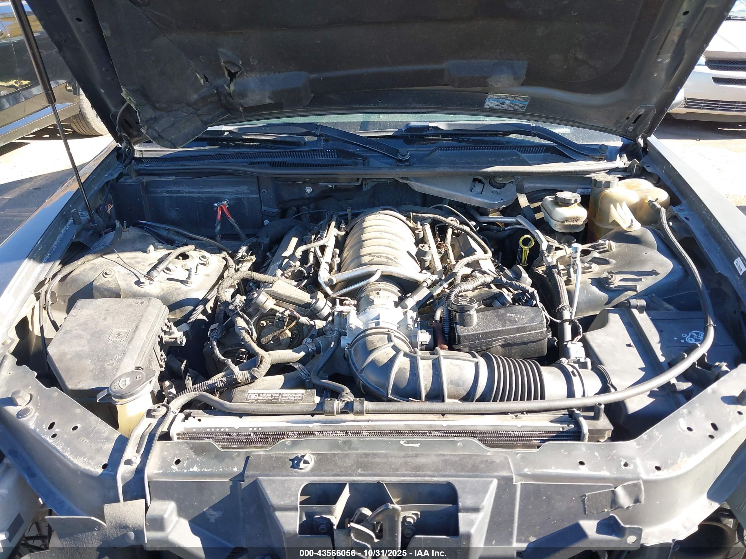 CADILLAC STS image 10