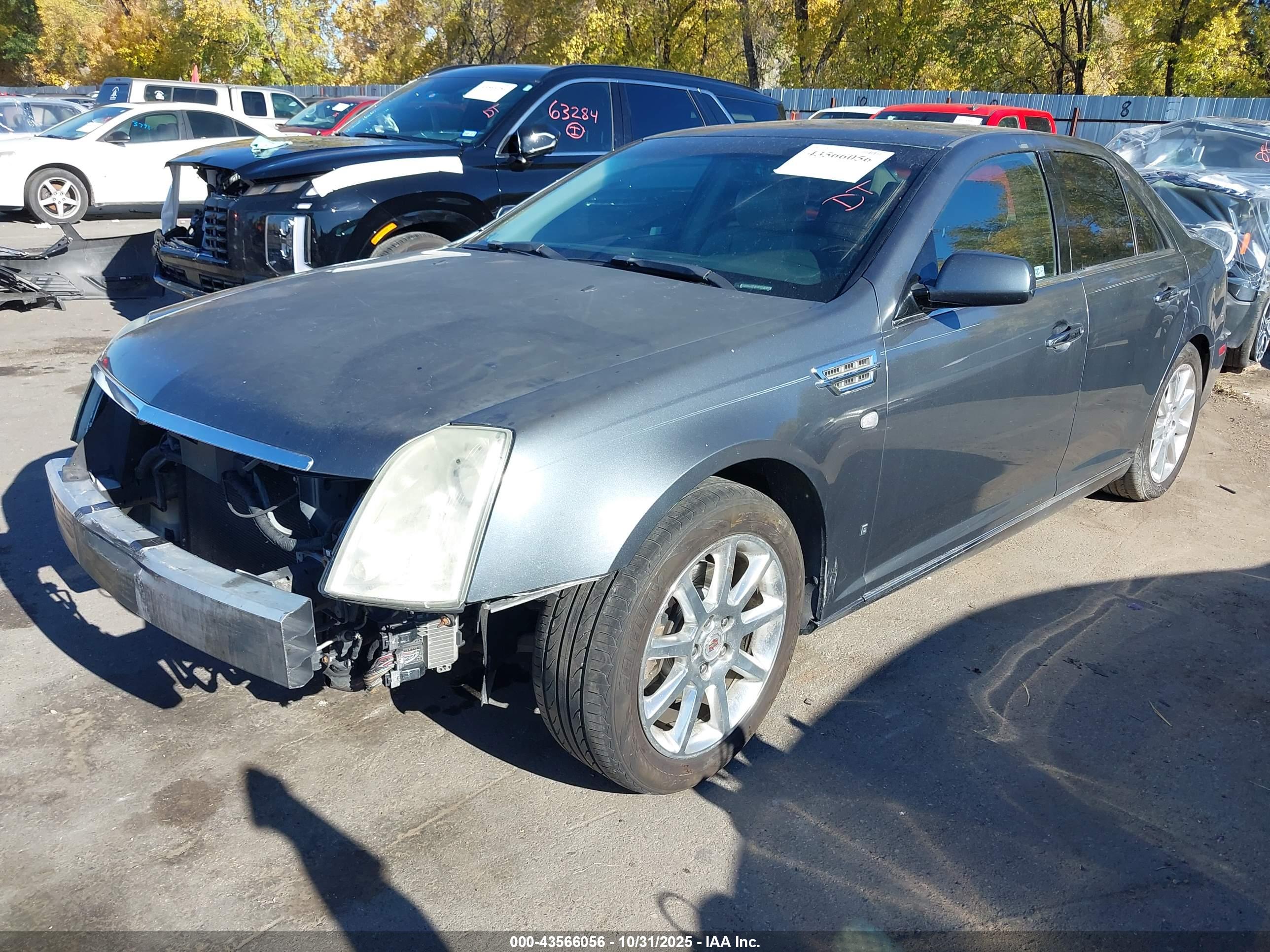 CADILLAC STS image 2