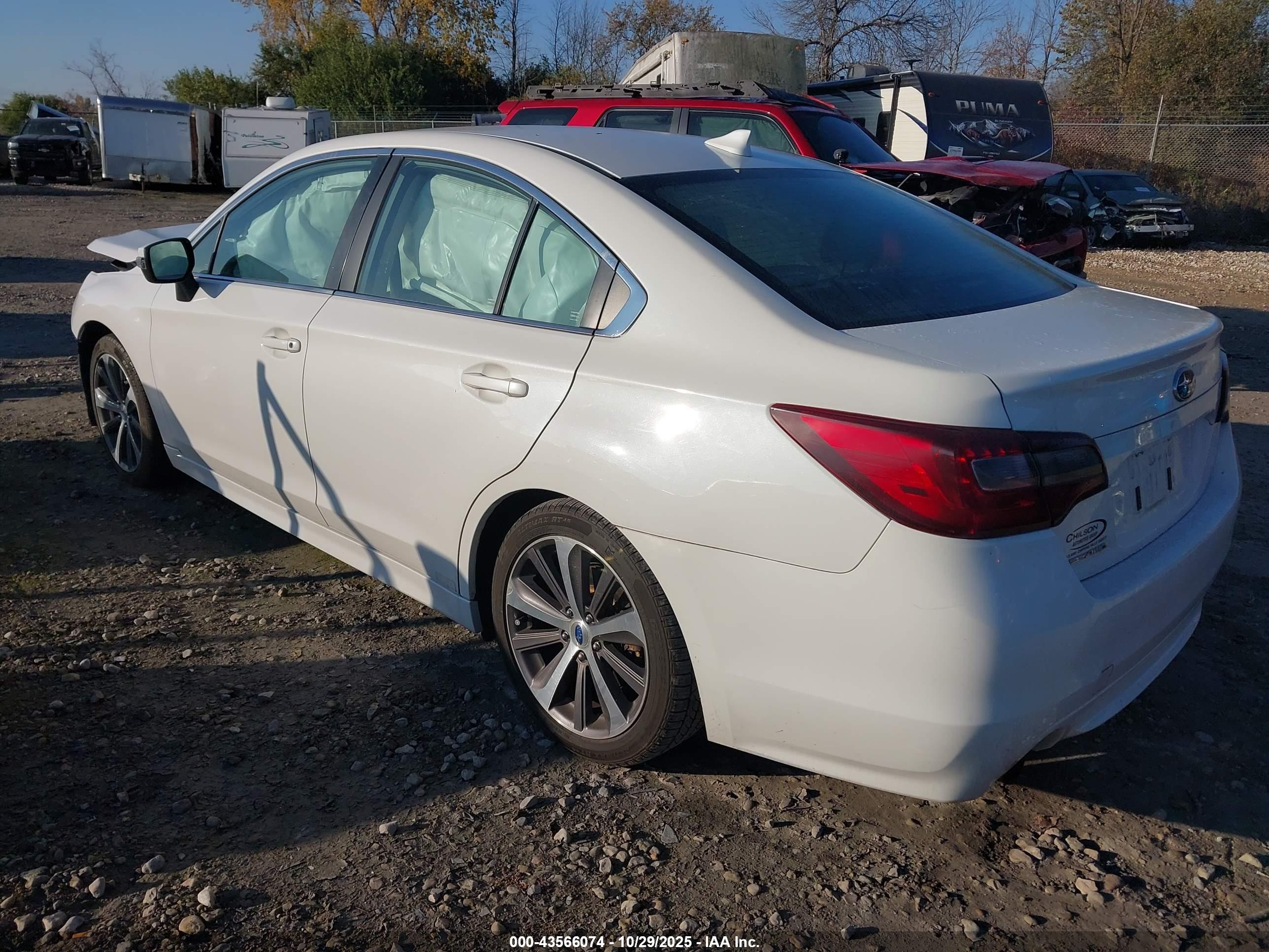 SUBARU LEGACY image 3