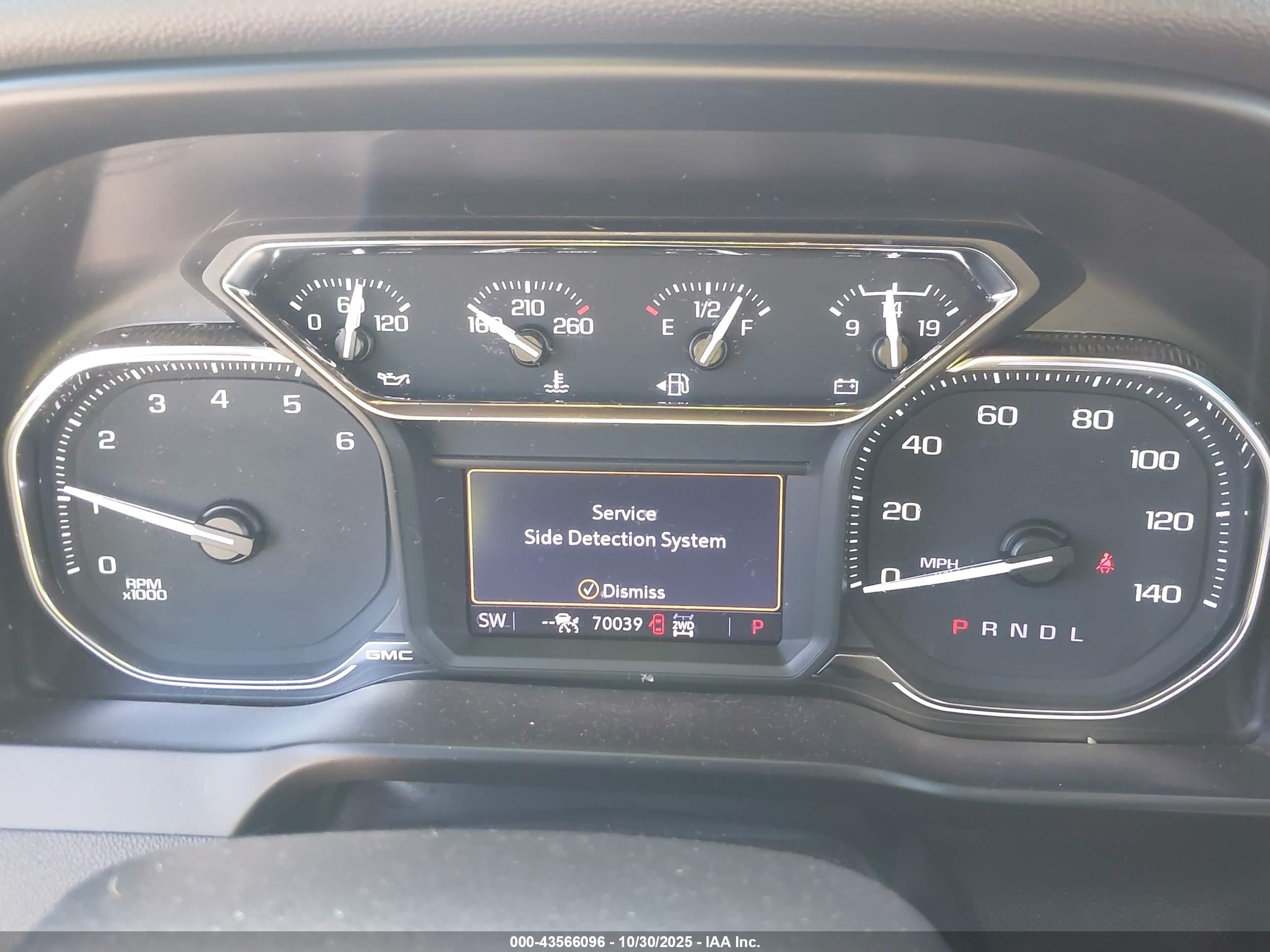 GMC SIERRA image 7