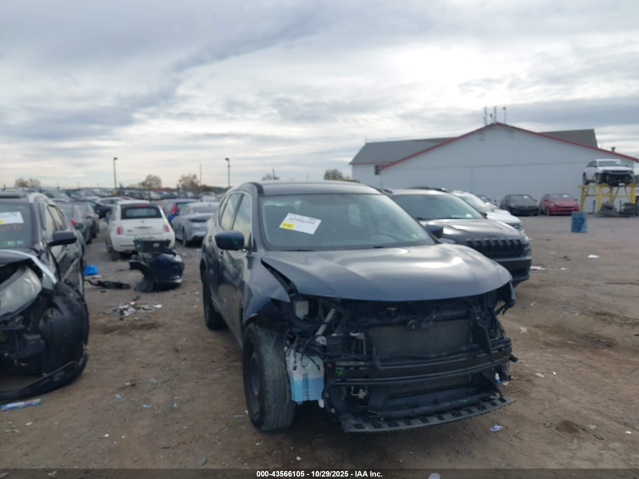 NISSAN ROGUE image 6