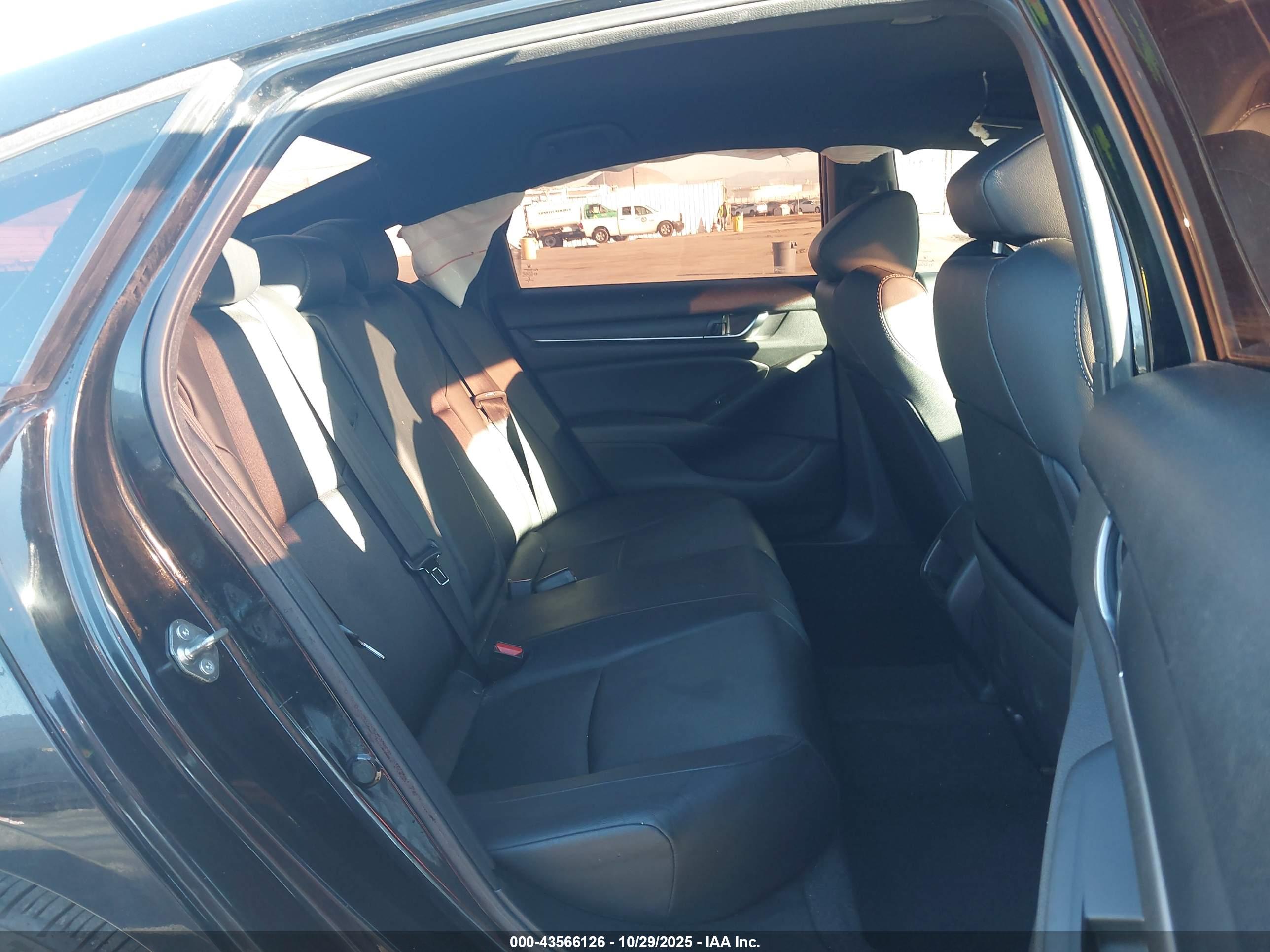 HONDA ACCORD image 8