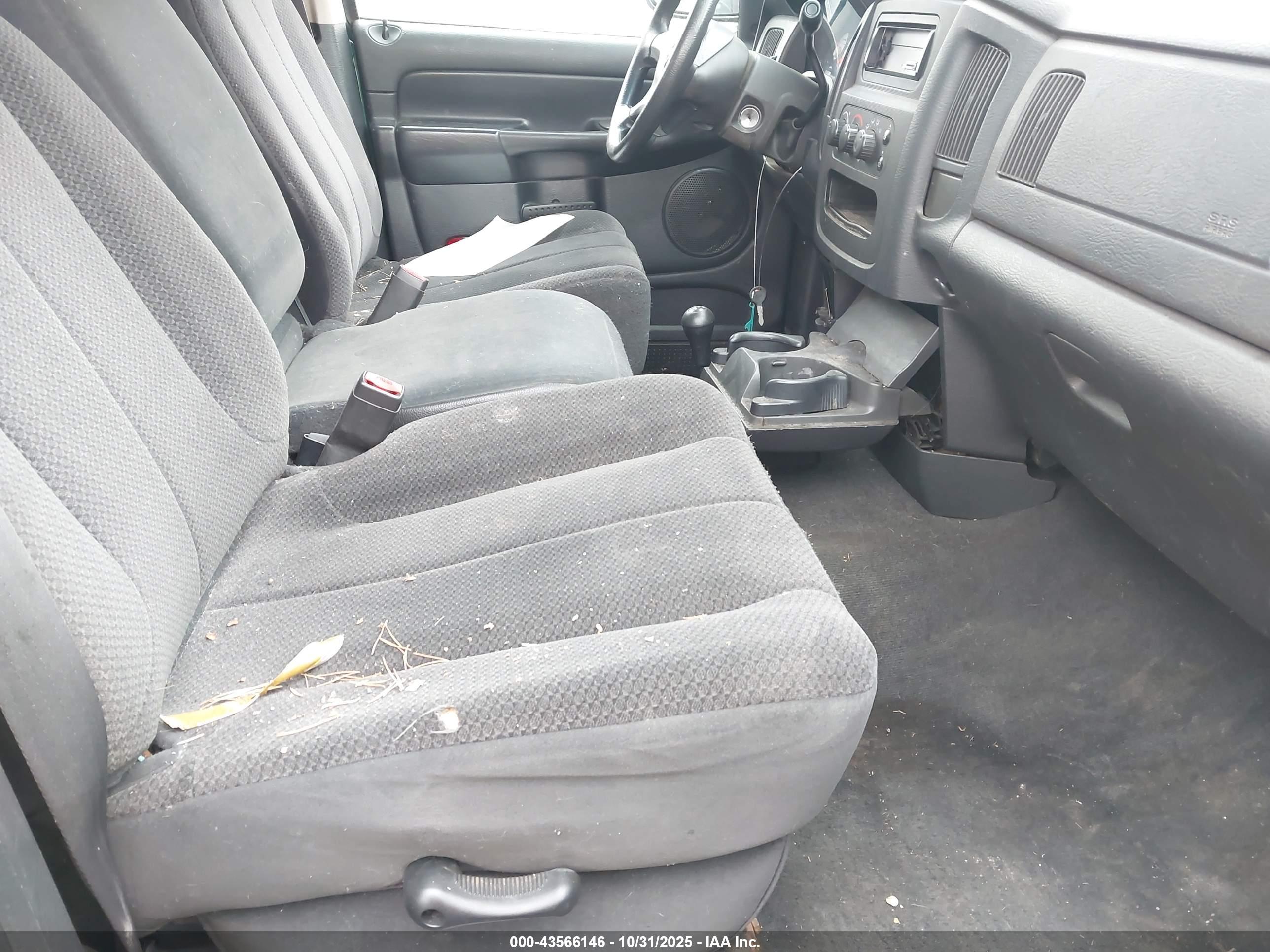 DODGE RAM image 5