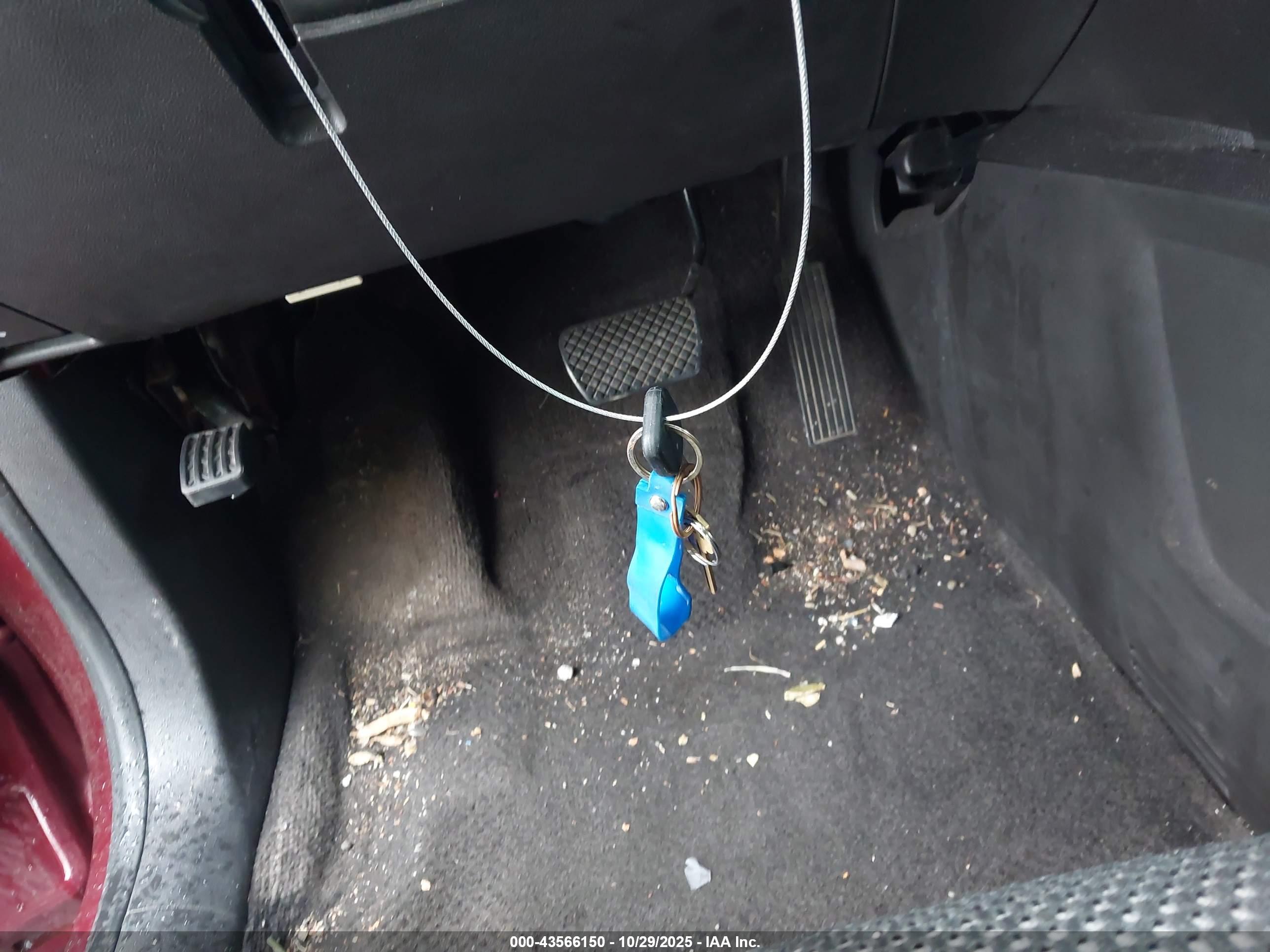 CHEVROLET EQUINOX image 11