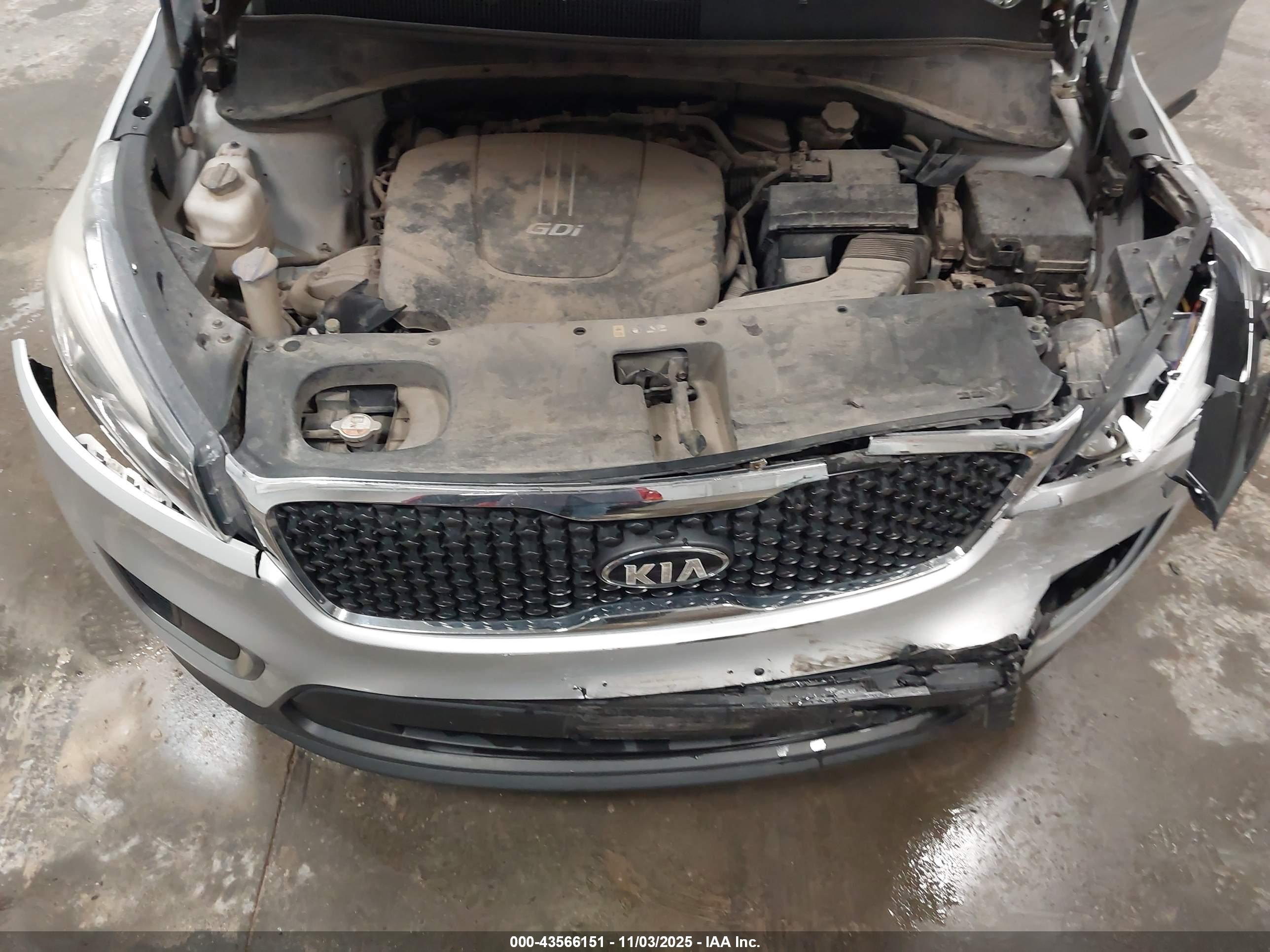 KIA SORENTO image 10