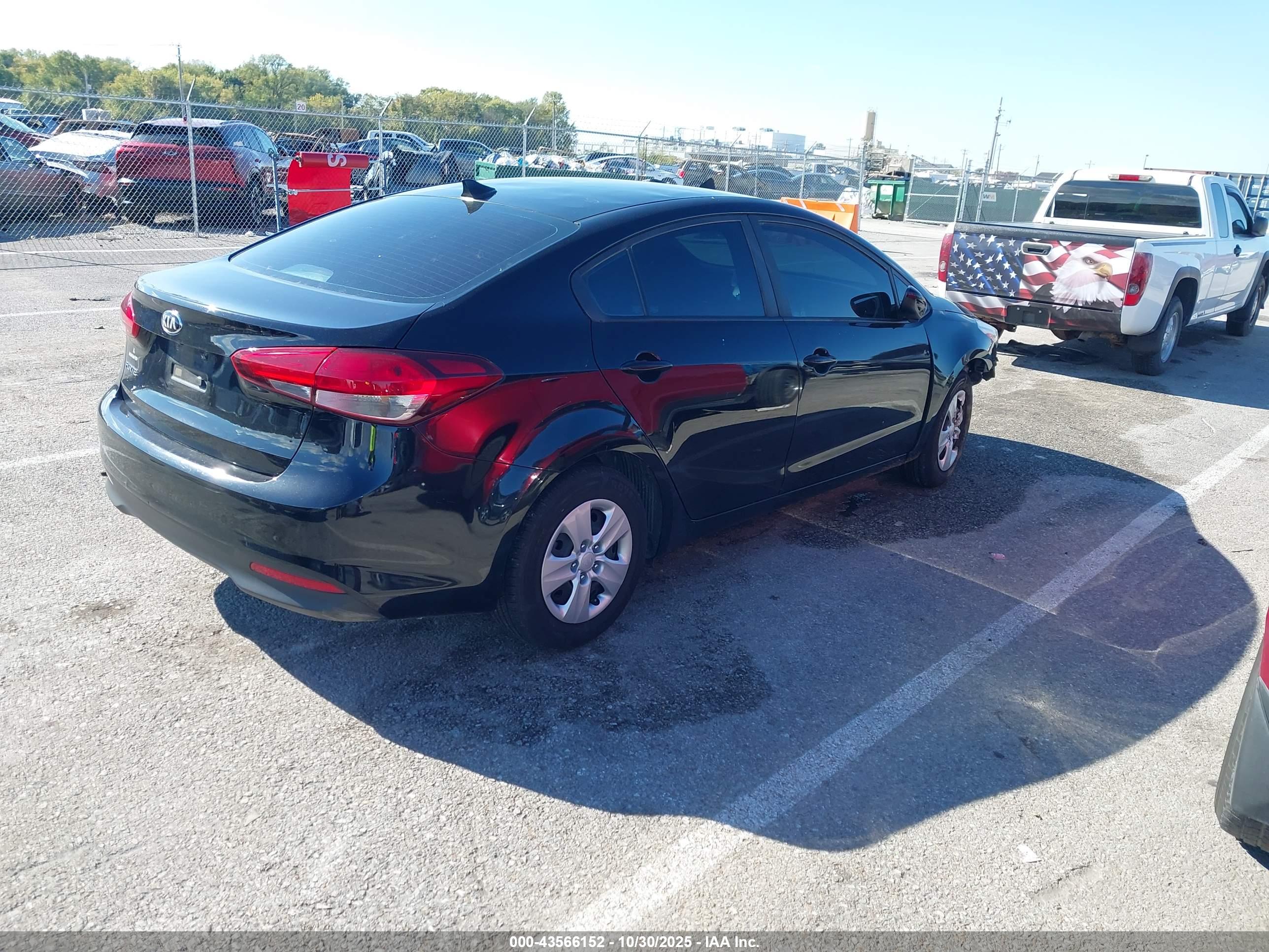 KIA FORTE image 4