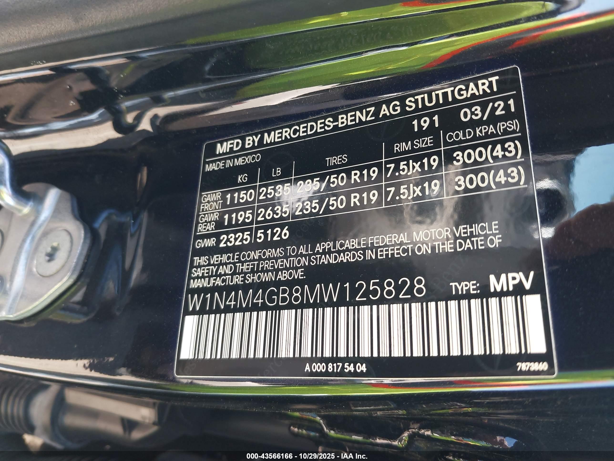 MERCEDES-BENZ GLB image 9