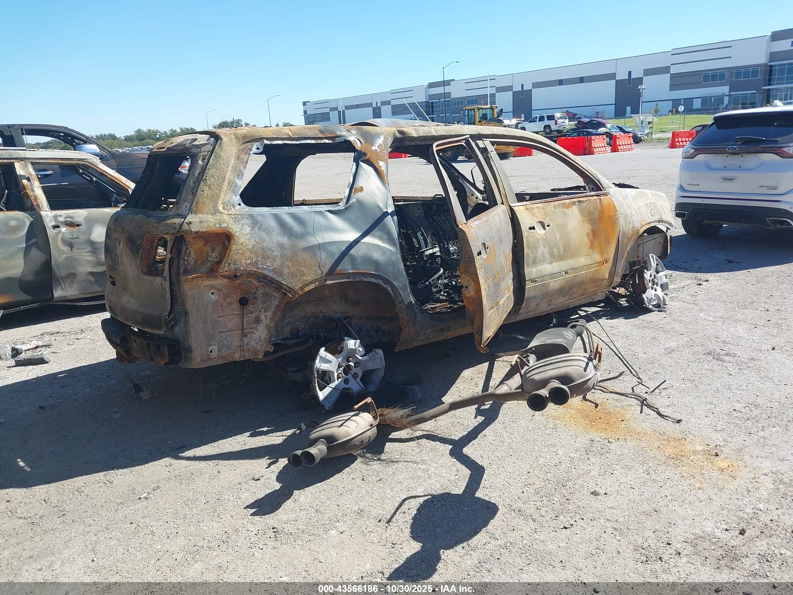 GMC ACADIA image 4