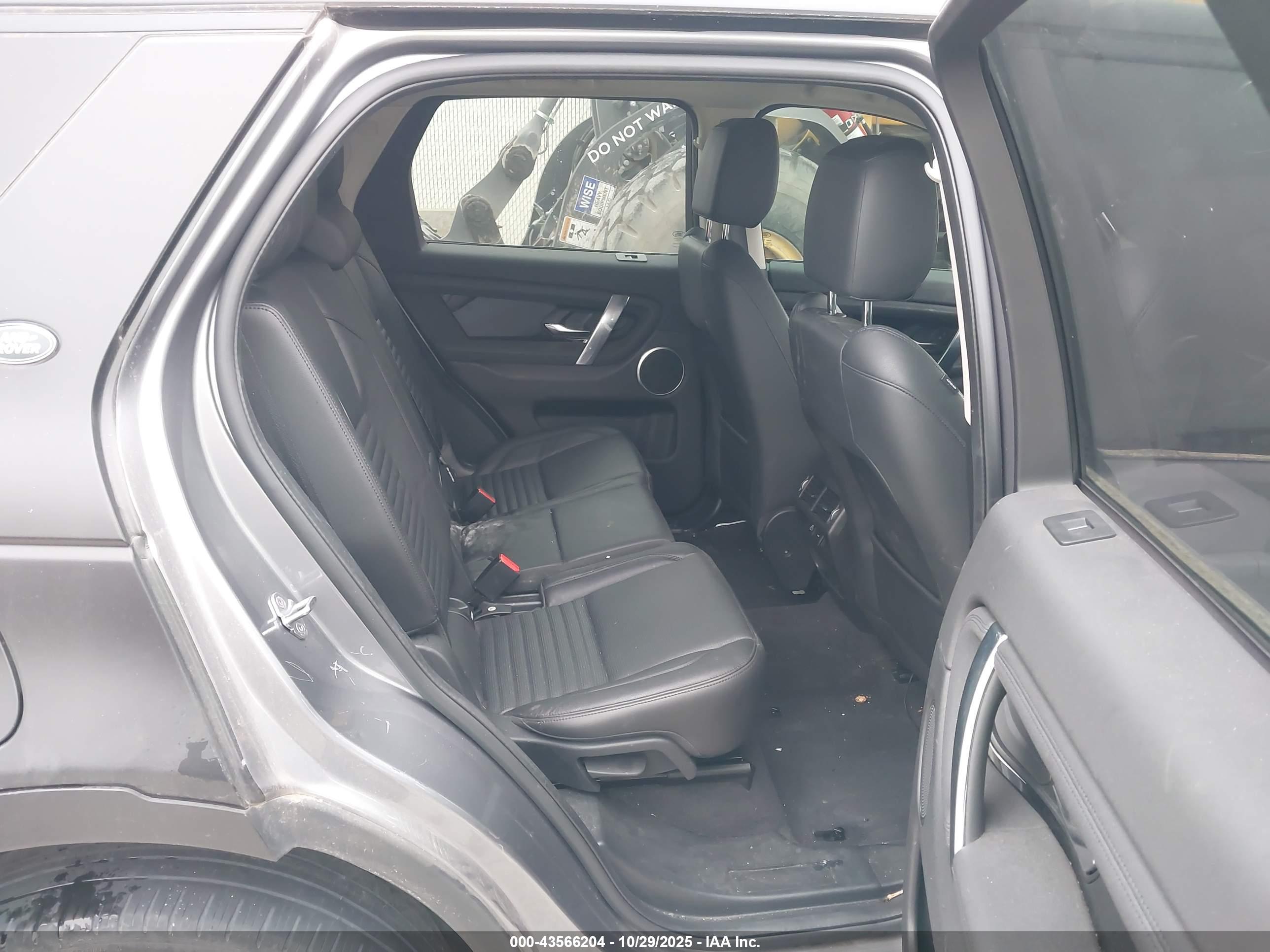 LAND ROVER image 8