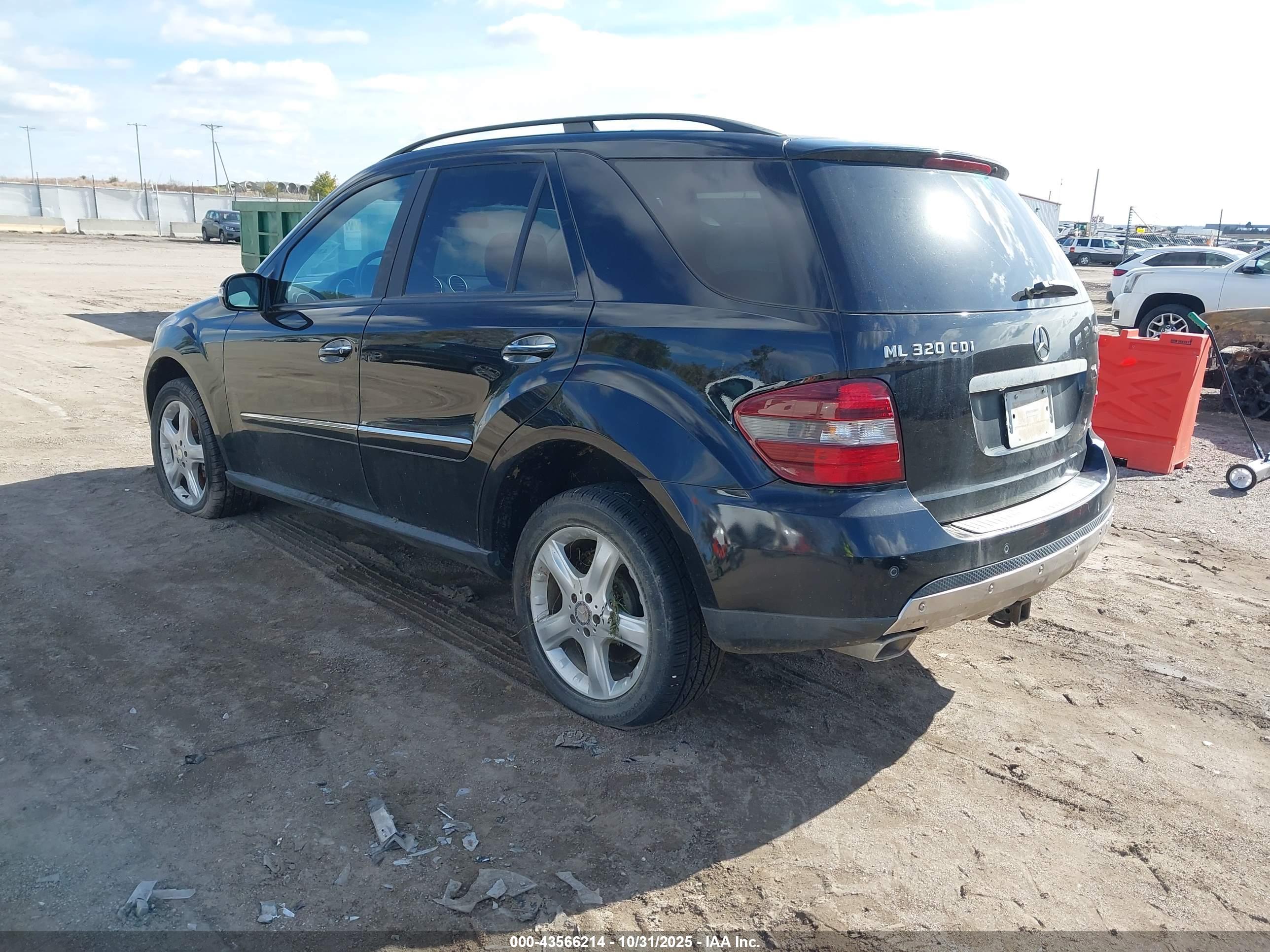 MERCEDES-BENZ ML image 3