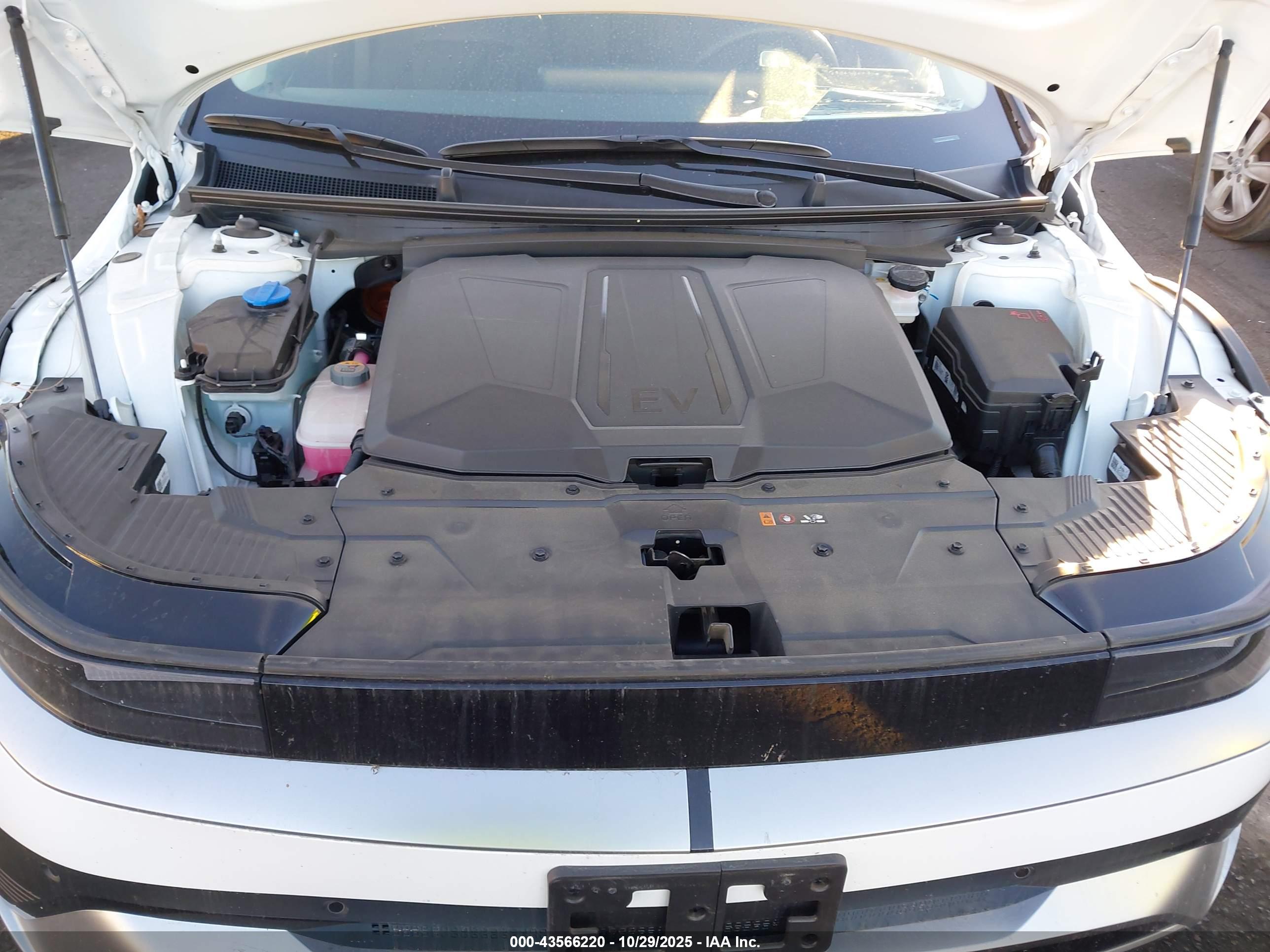 HYUNDAI IONIQ image 10