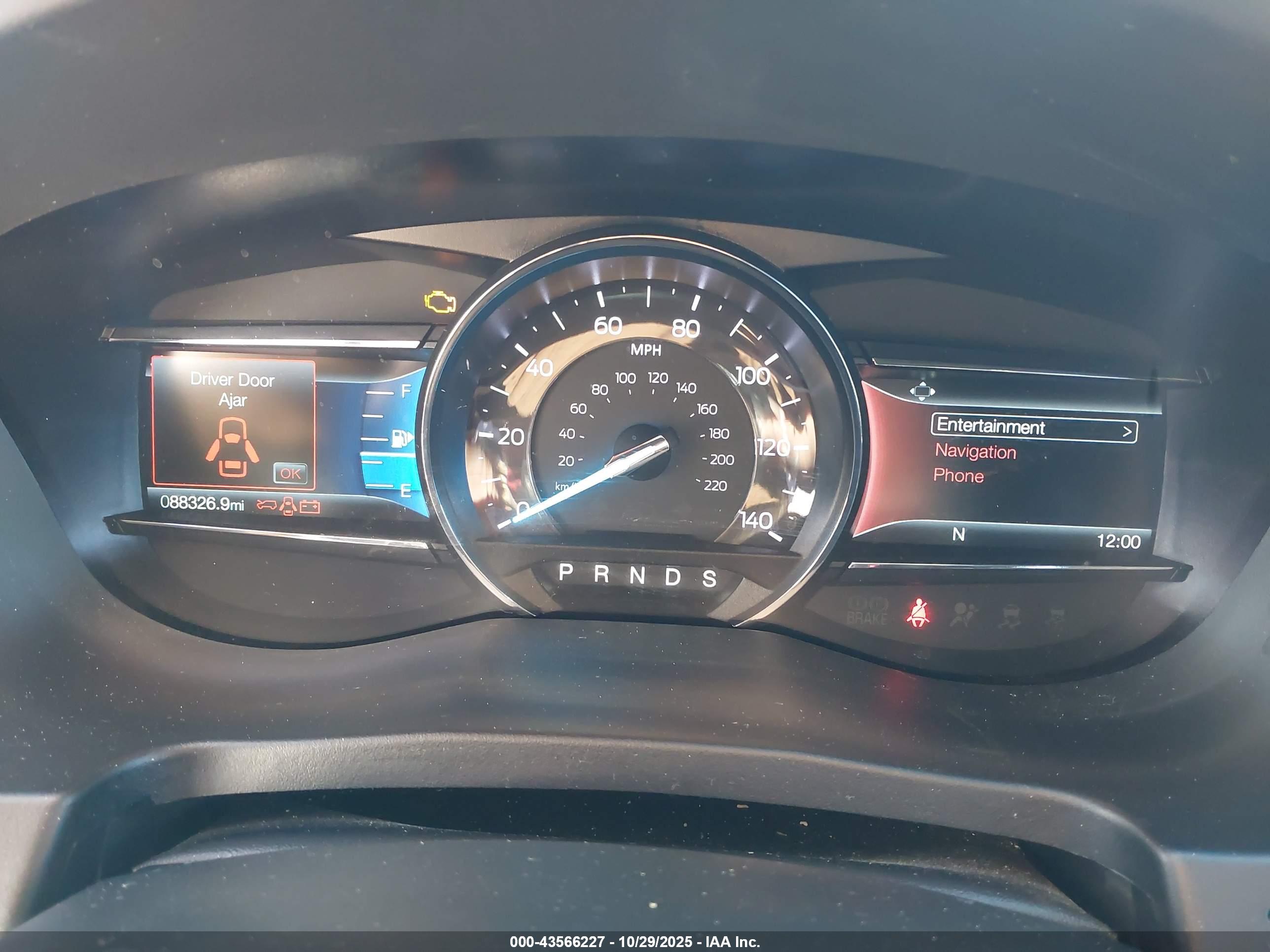 FORD EXPLORER image 7
