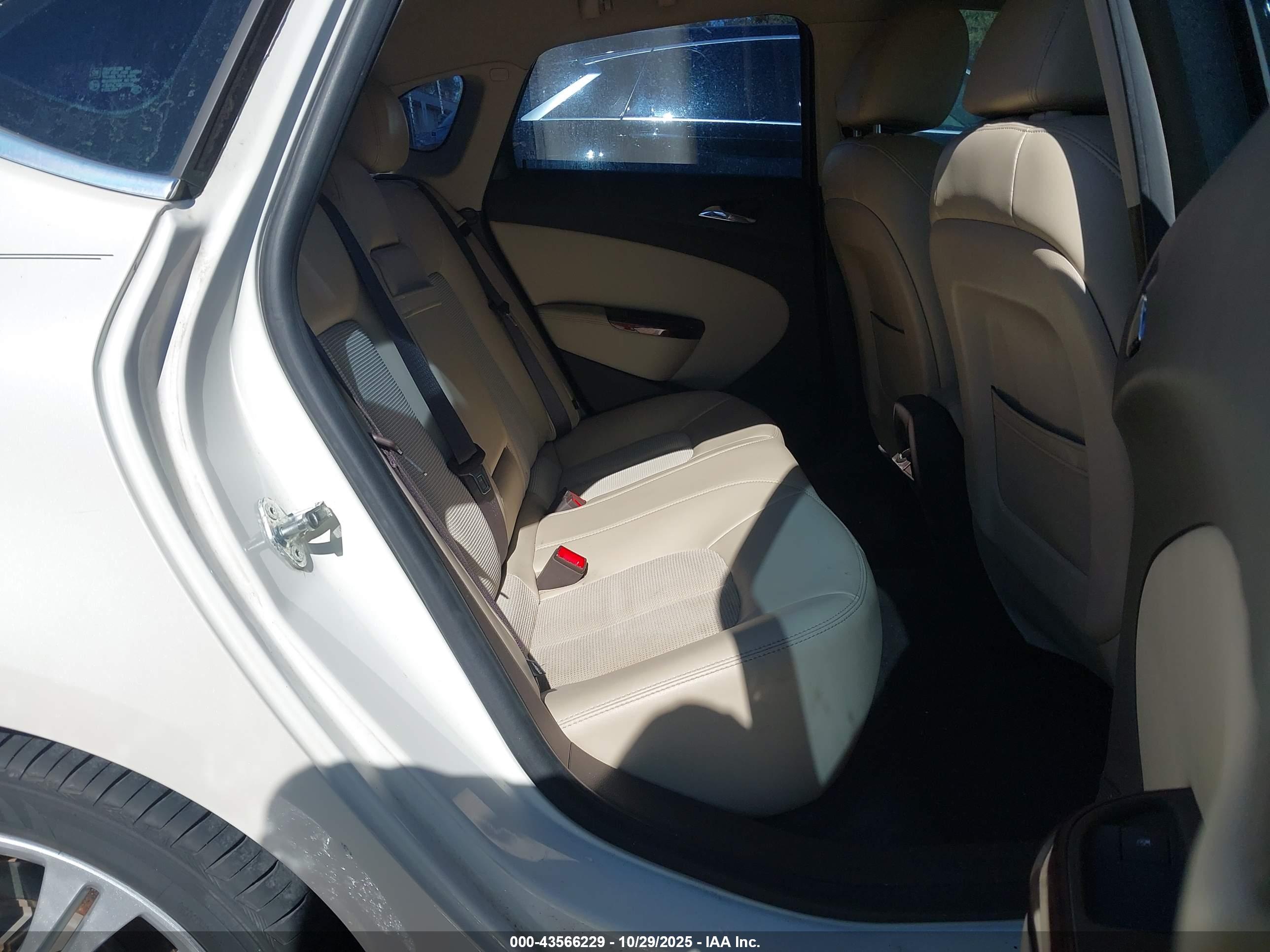 BUICK VERANO image 8