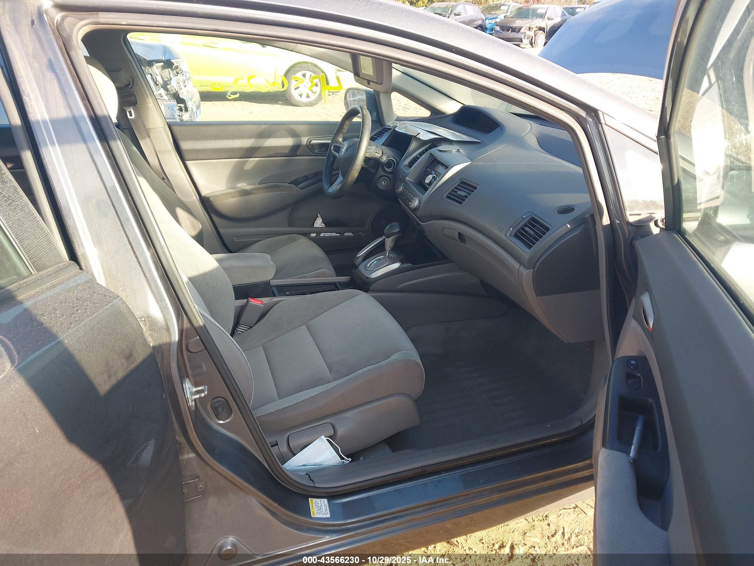 HONDA CIVIC image 5