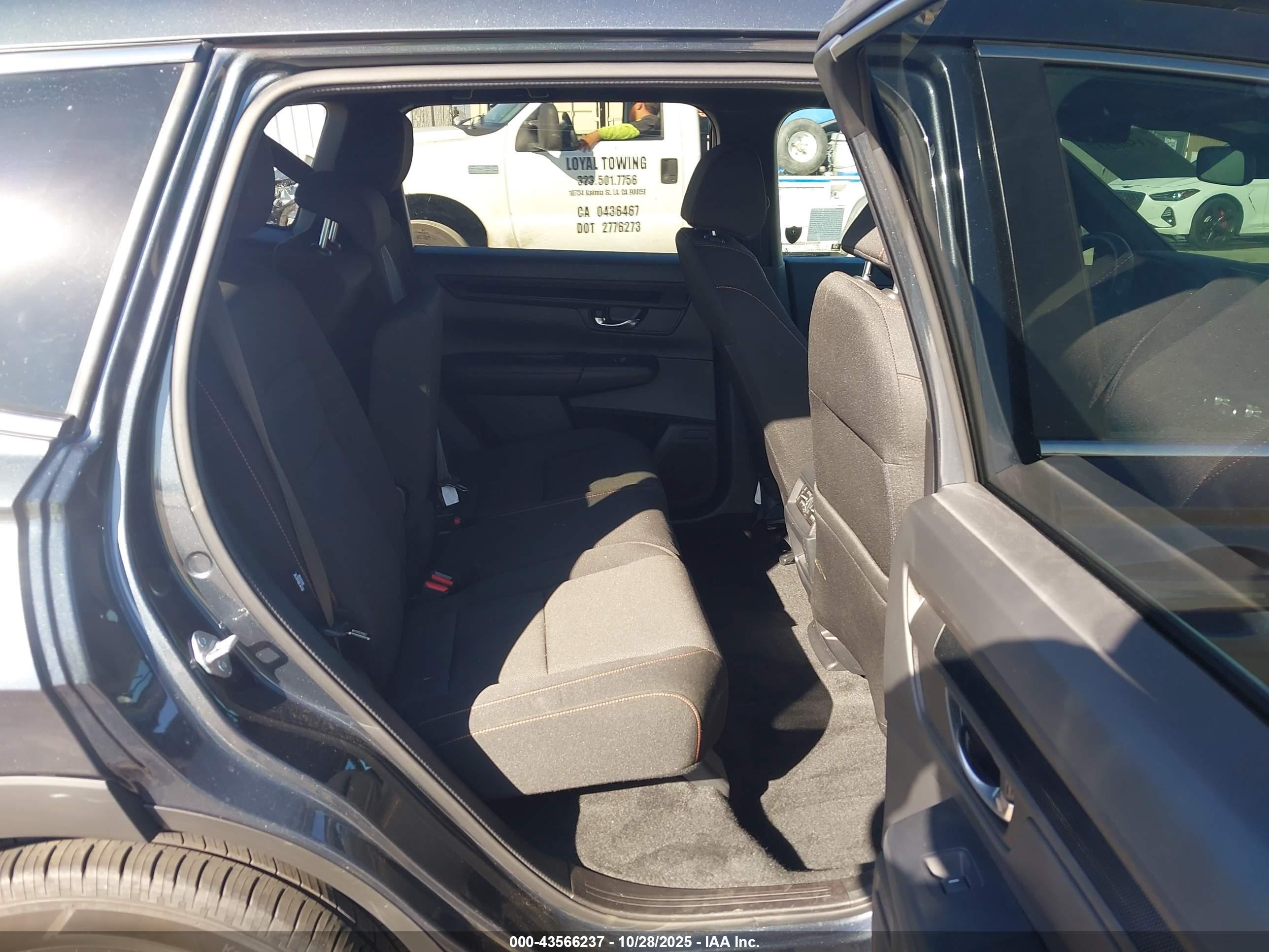 HONDA CR-V image 8