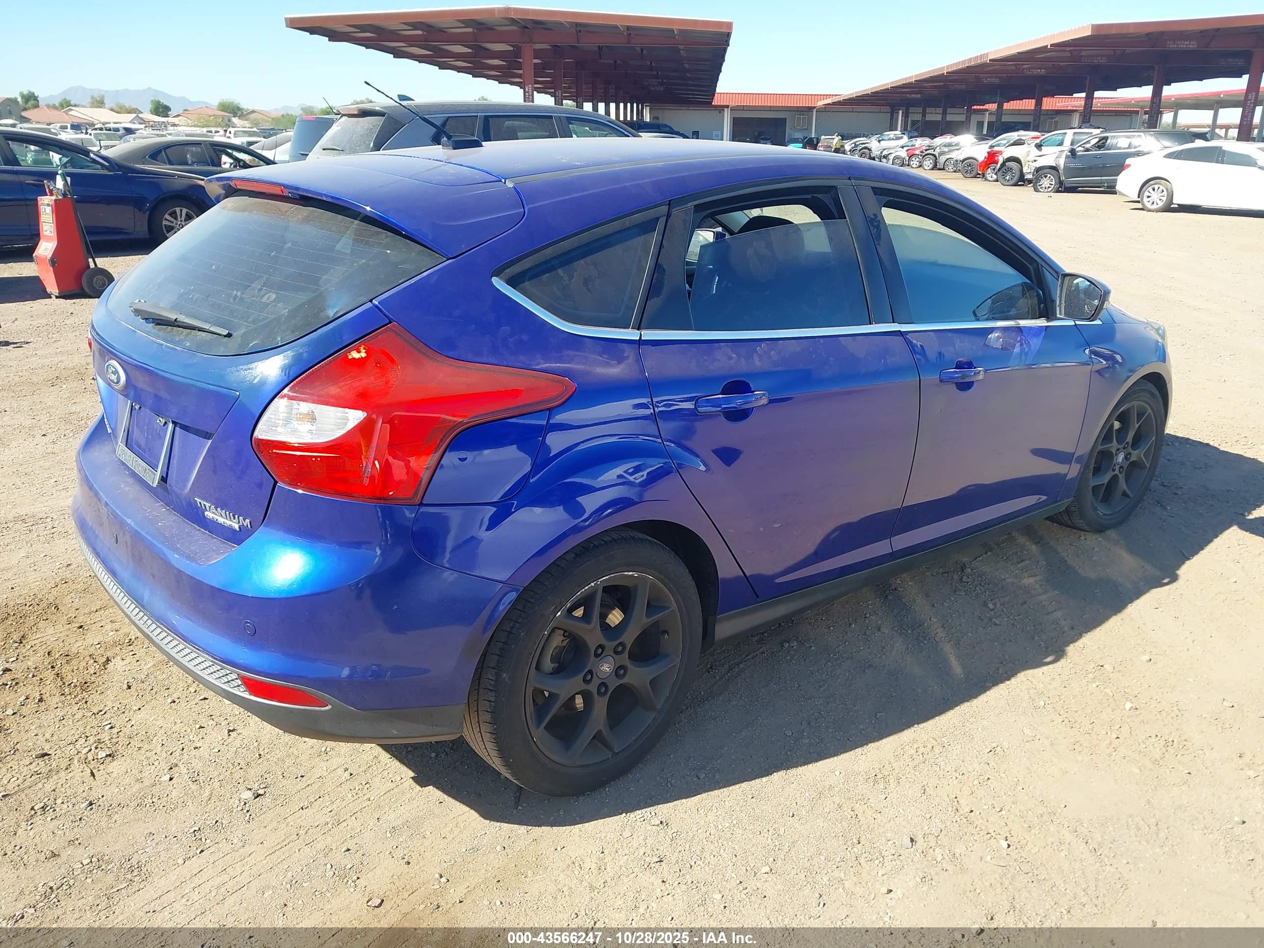 FORD FOCUS image 4