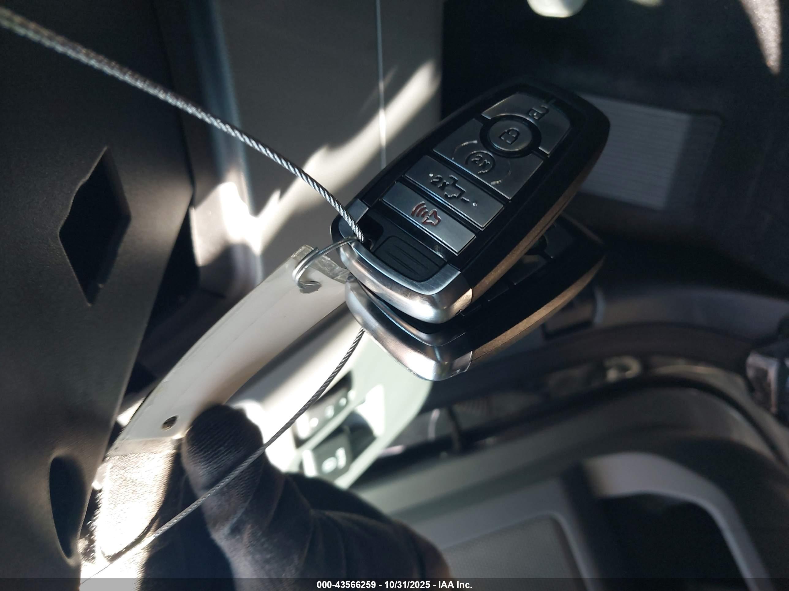 FORD F-150 image 11