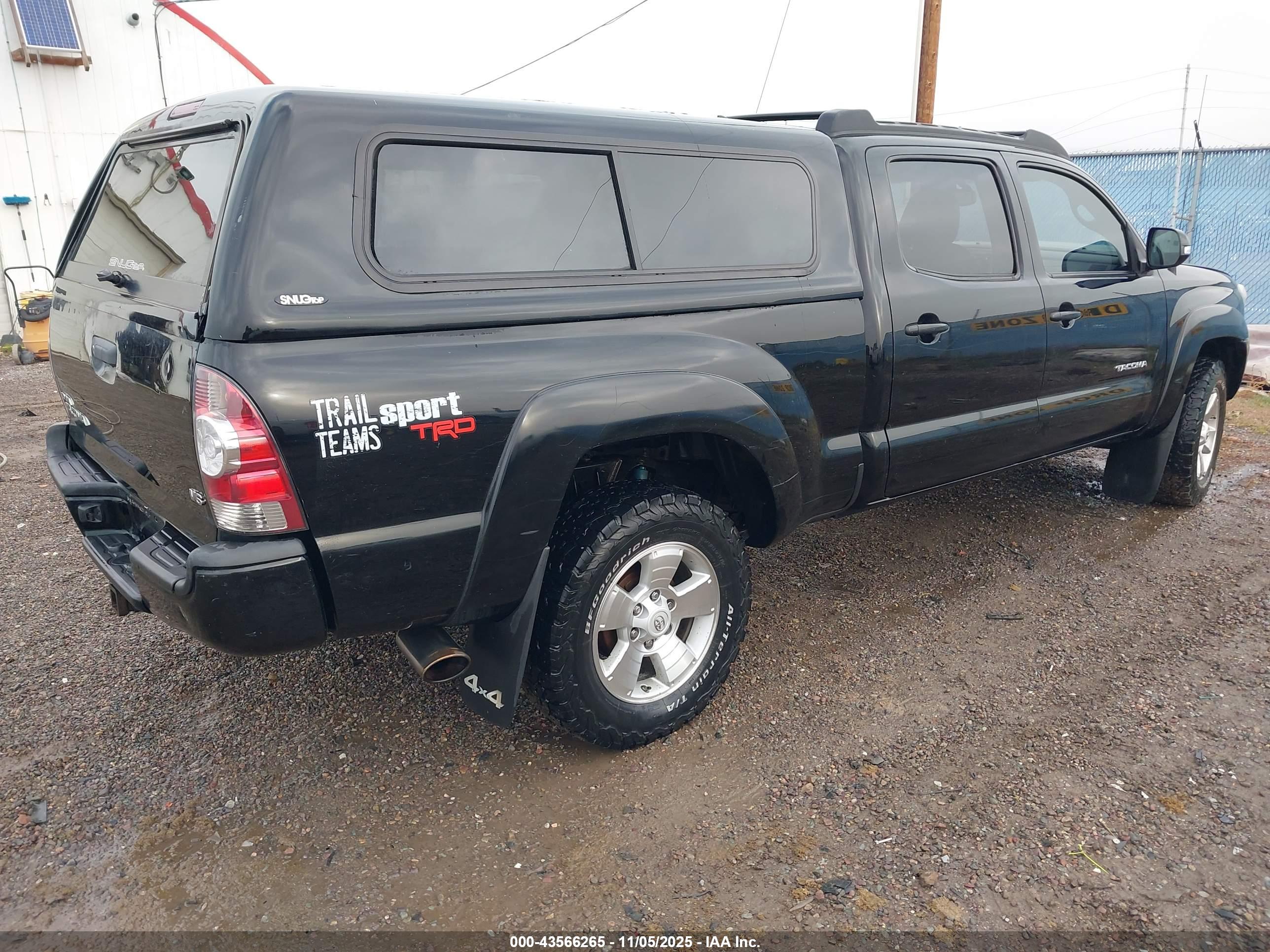 TOYOTA TACOMA image 4