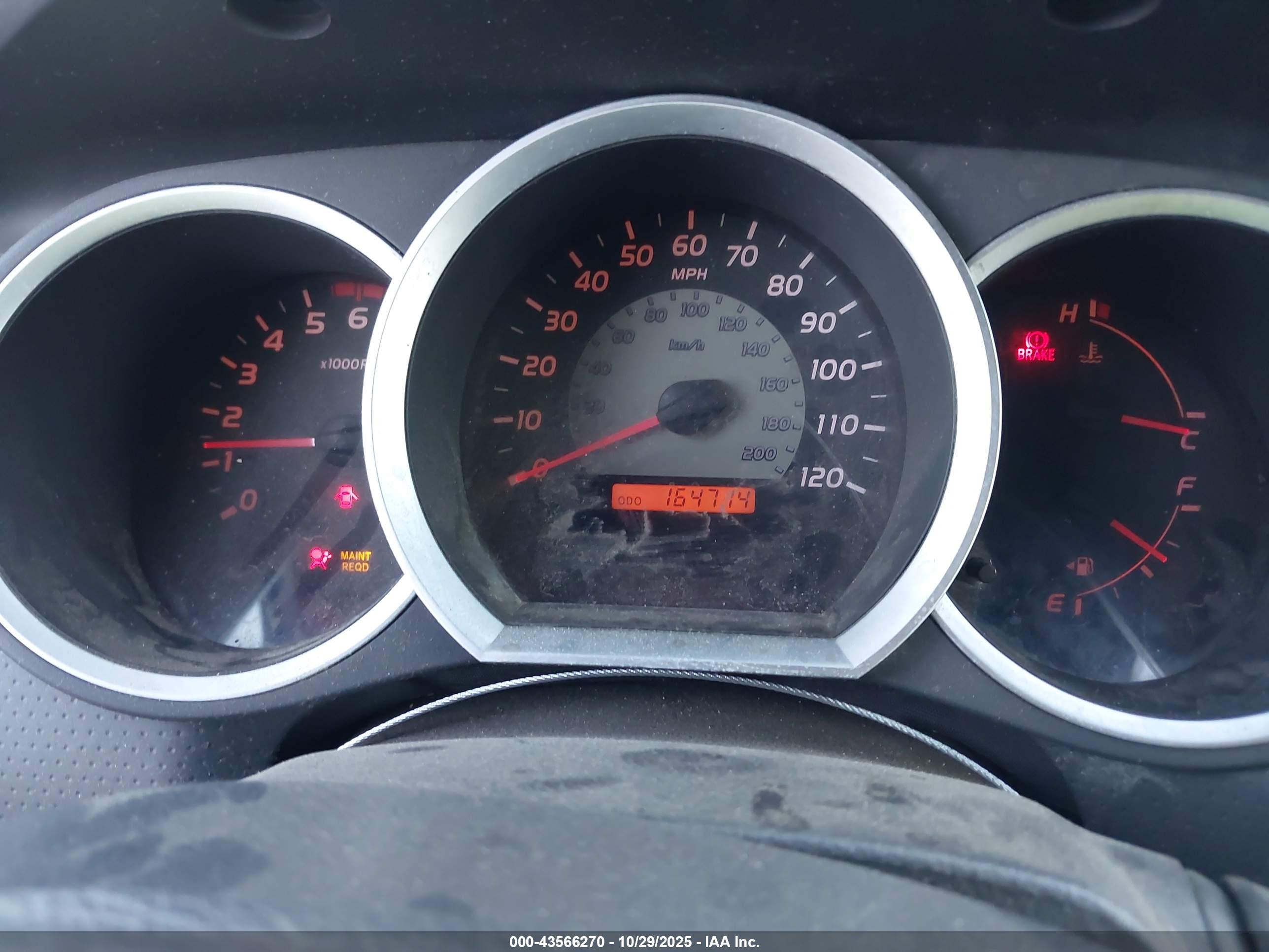 TOYOTA TACOMA image 7