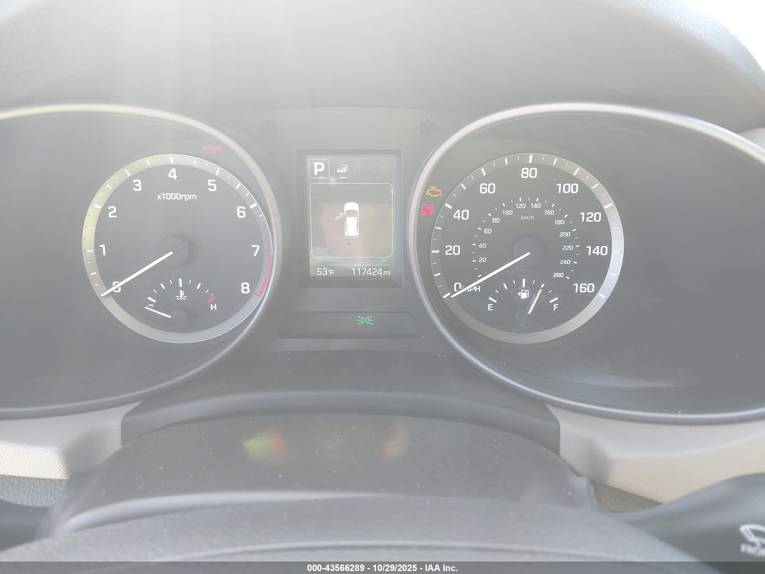 HYUNDAI SANTA image 7