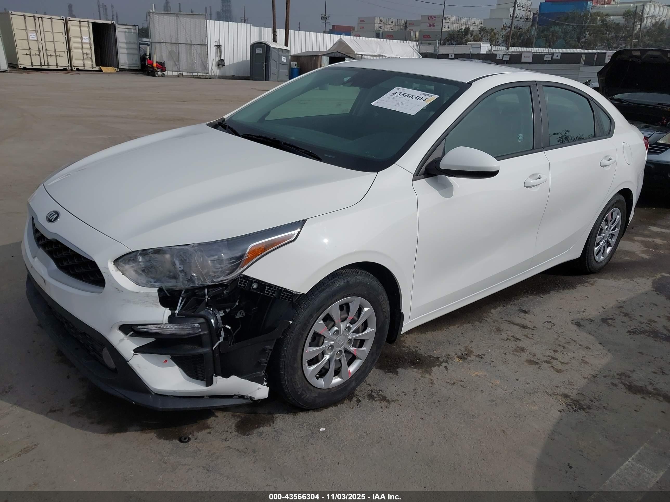 KIA FORTE image 2