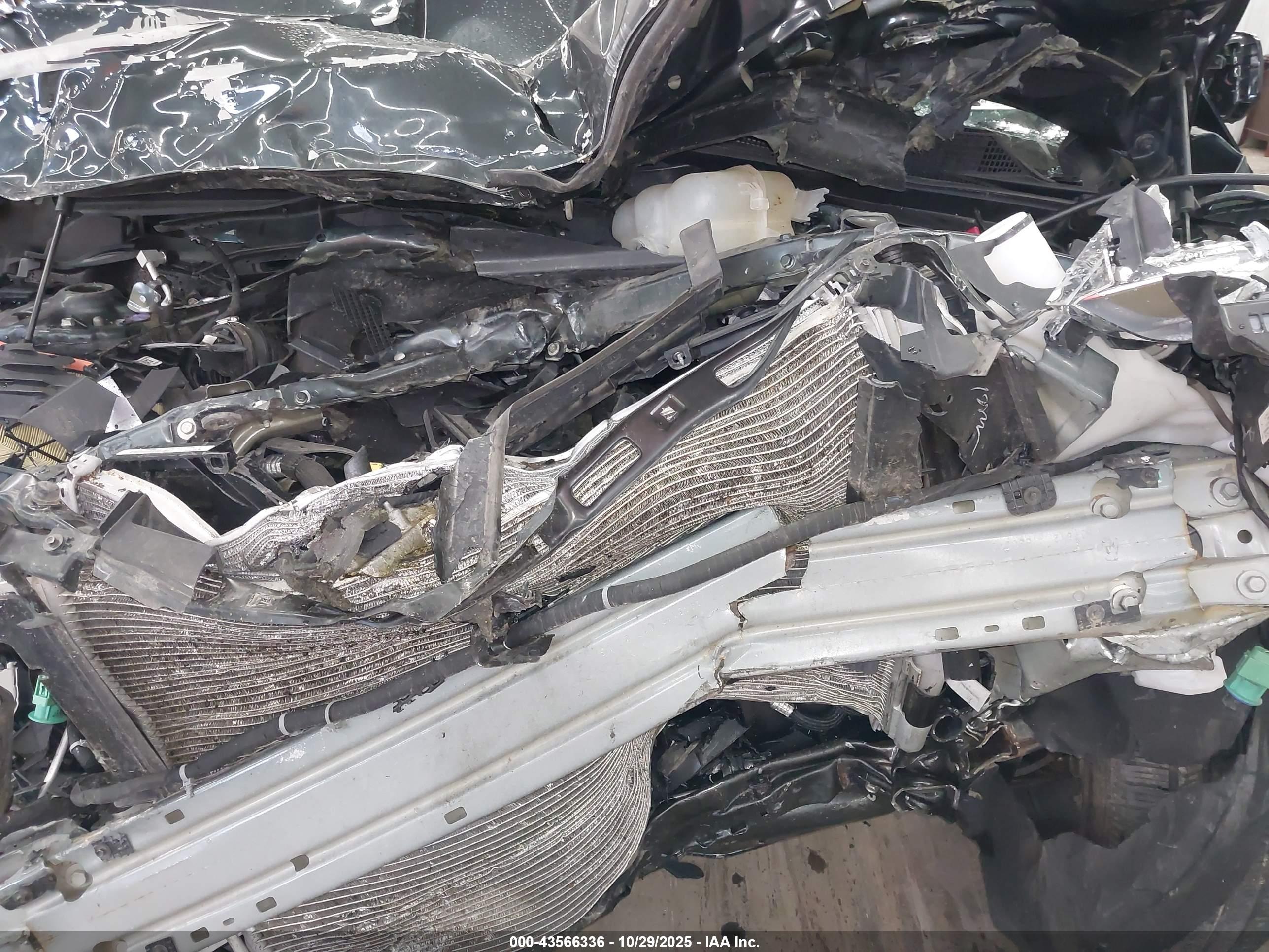 CHEVROLET TRAVERSE image 10