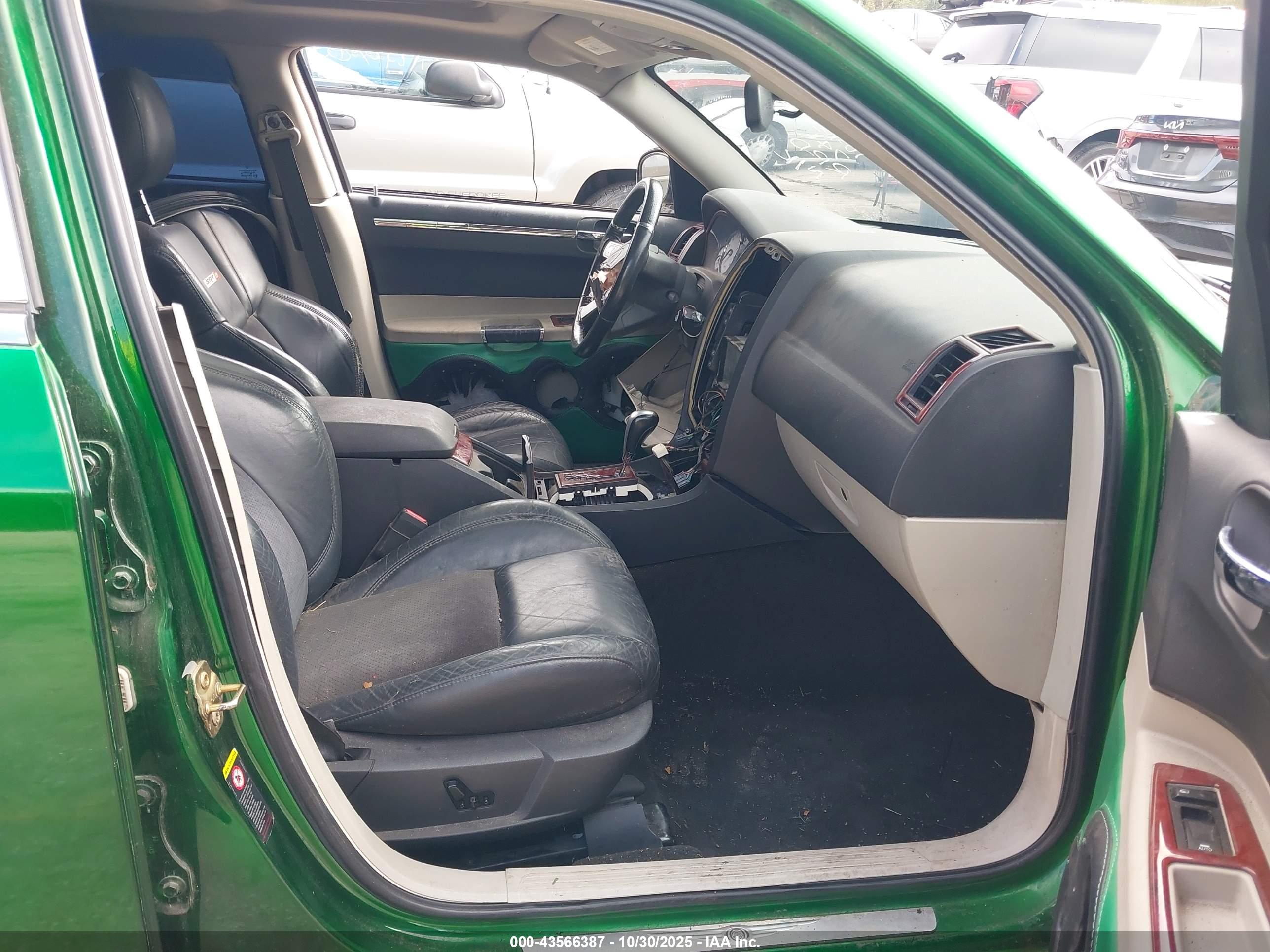 CHRYSLER 300C image 5