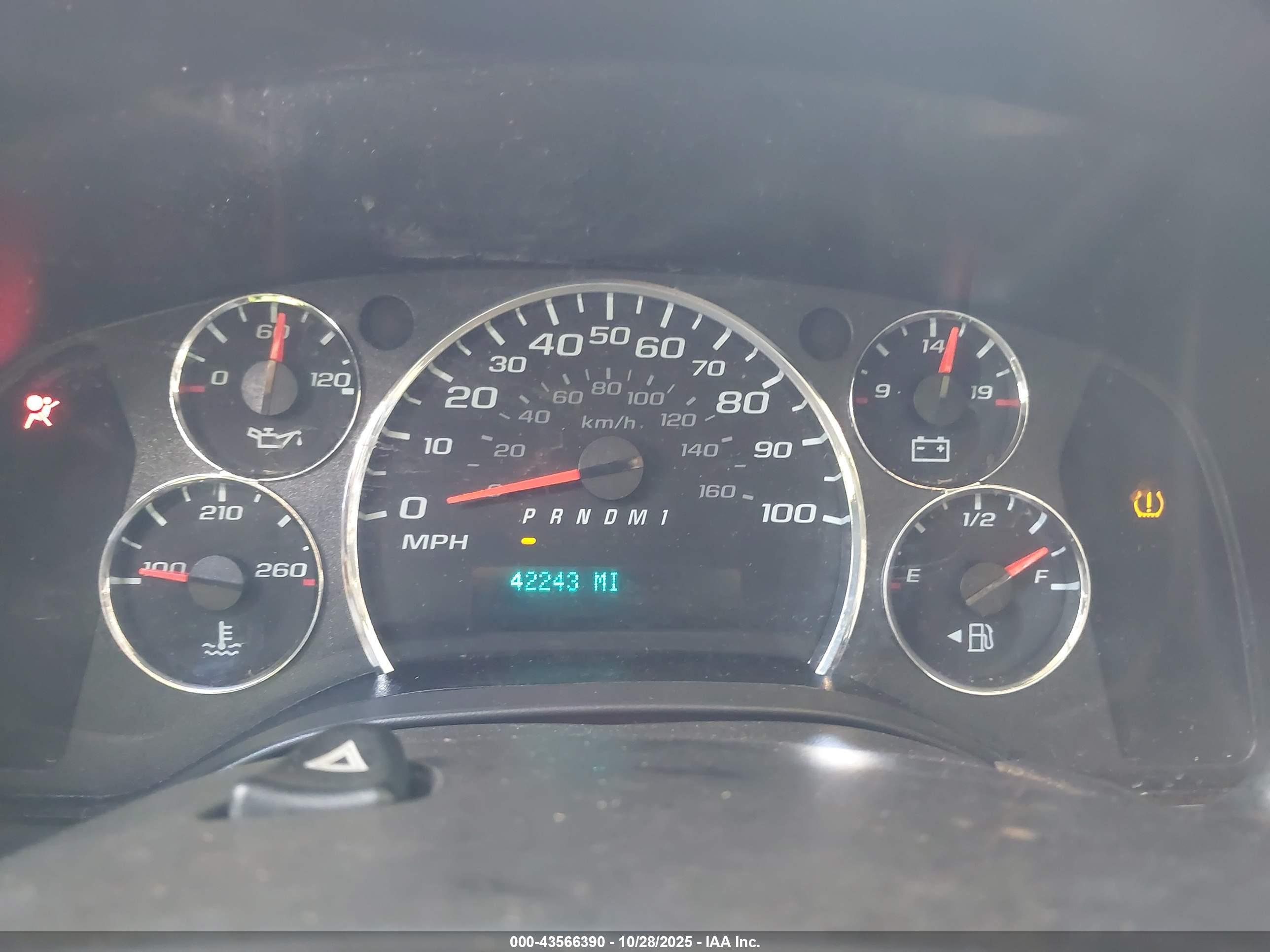 CHEVROLET EXPRESS image 7