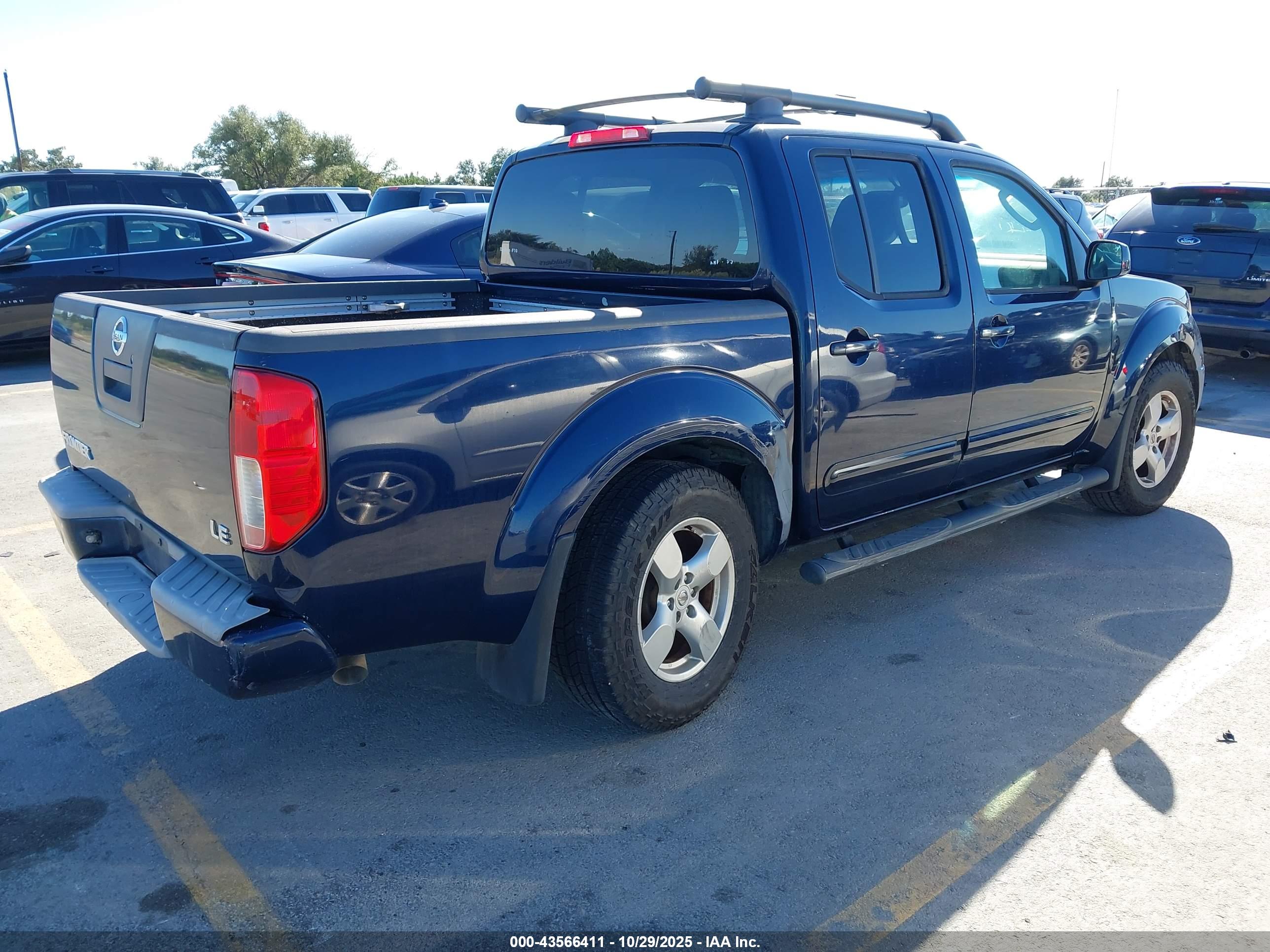 NISSAN FRONTIER image 4