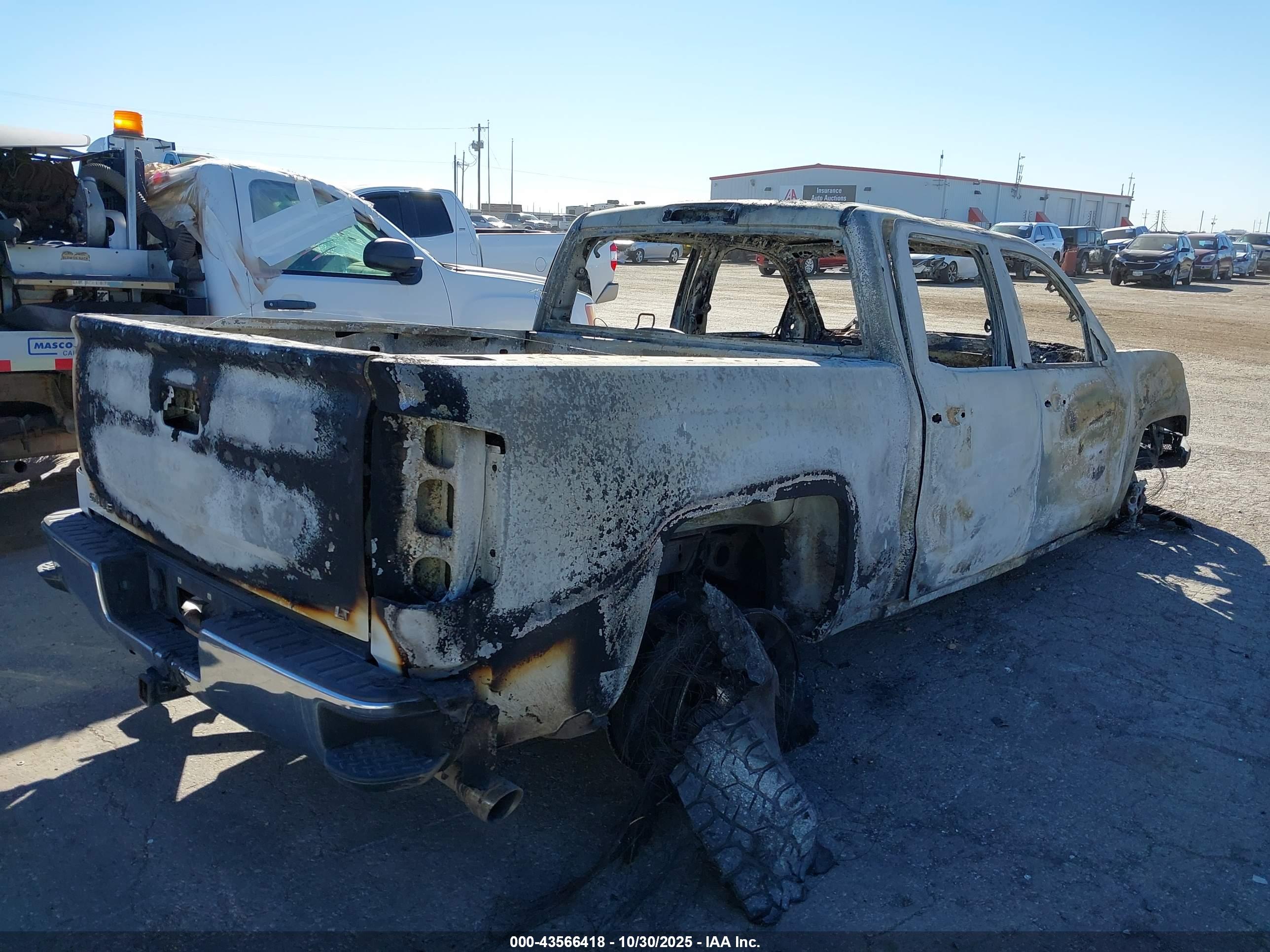 CHEVROLET SILVERADO image 4