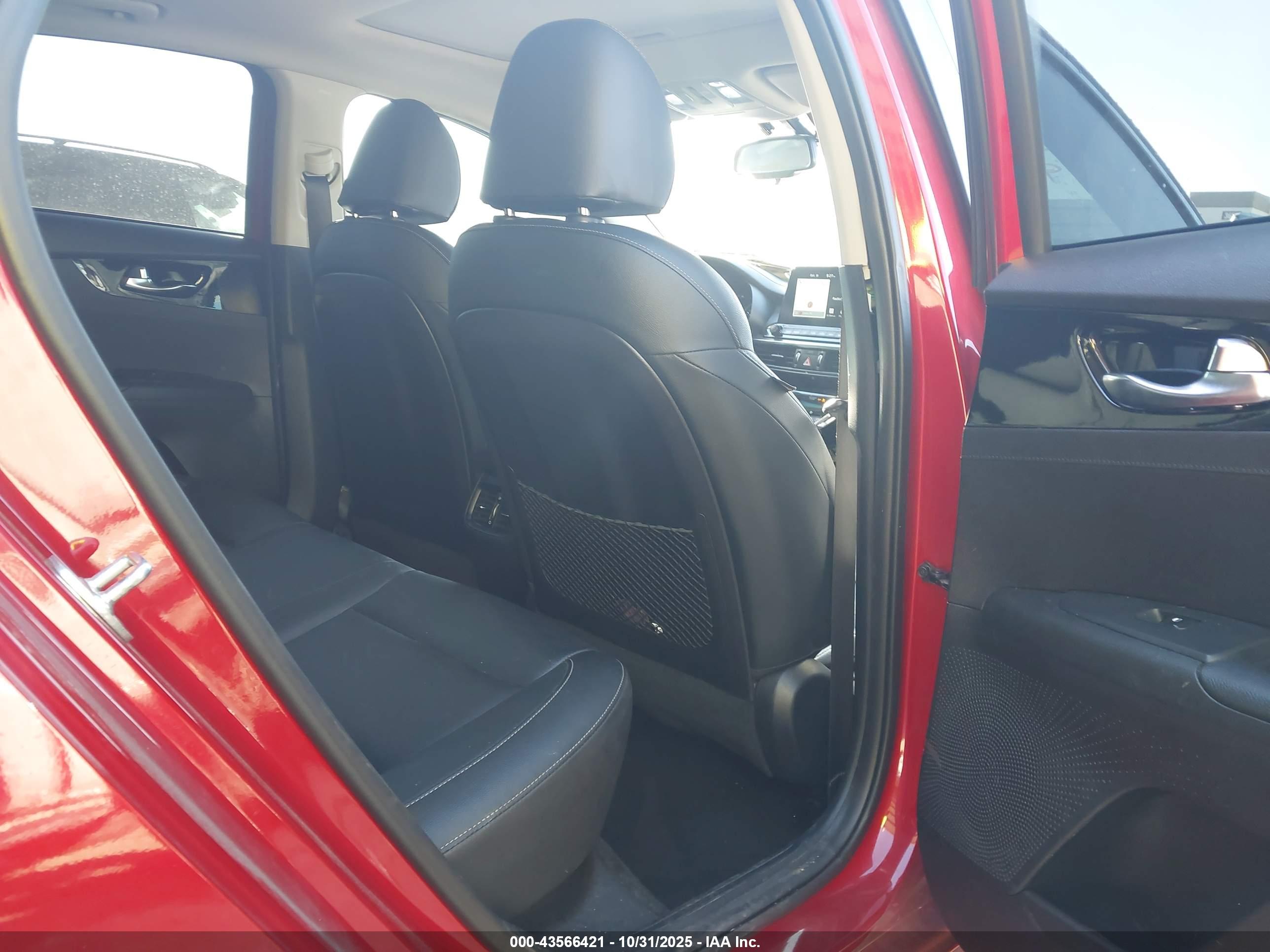 KIA FORTE image 8