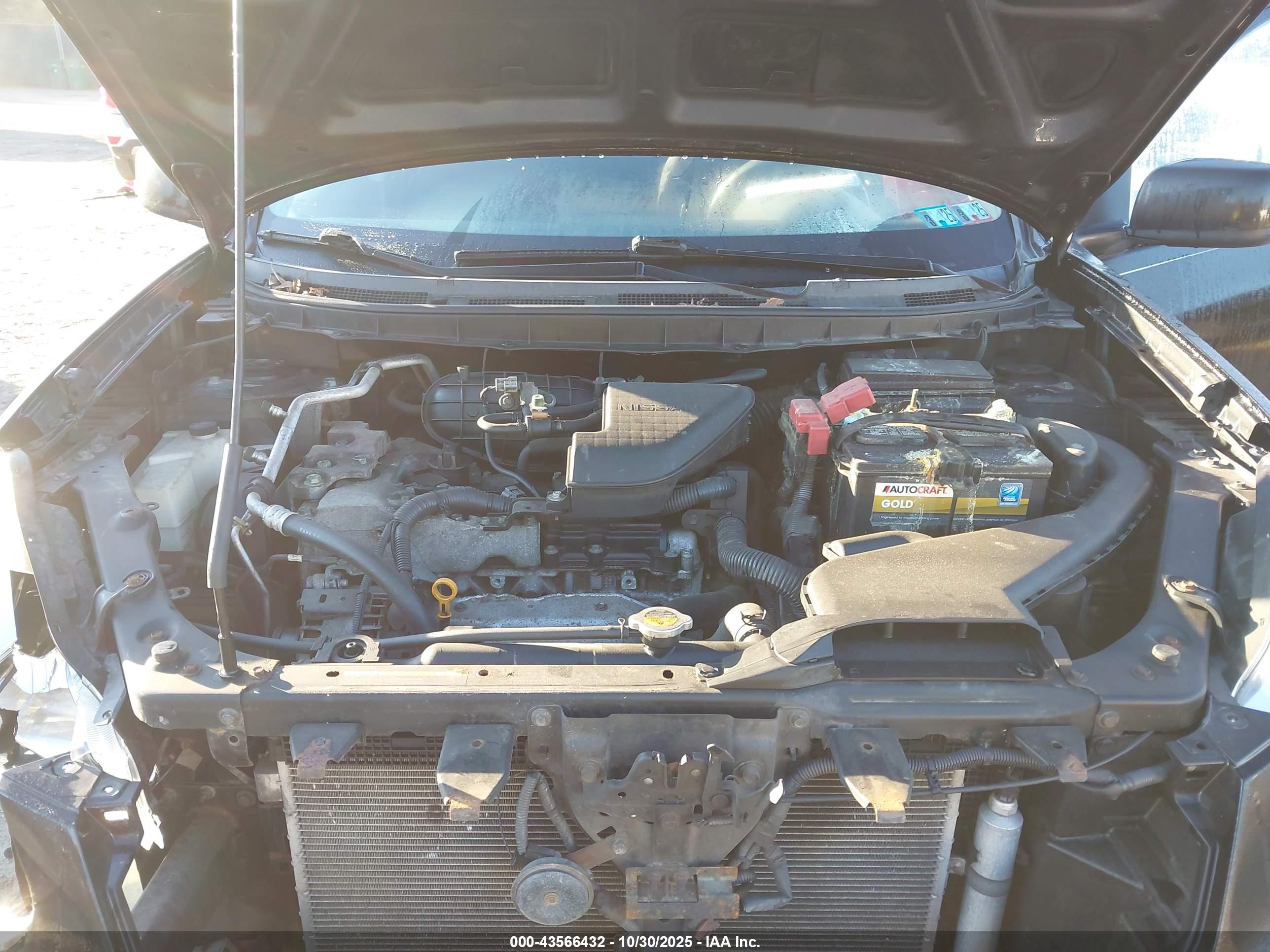 NISSAN ROGUE image 10