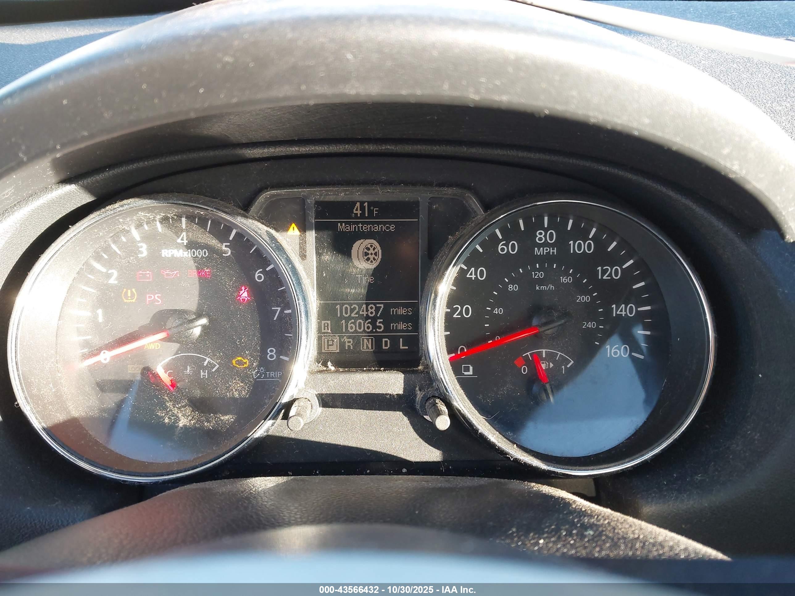 NISSAN ROGUE image 7
