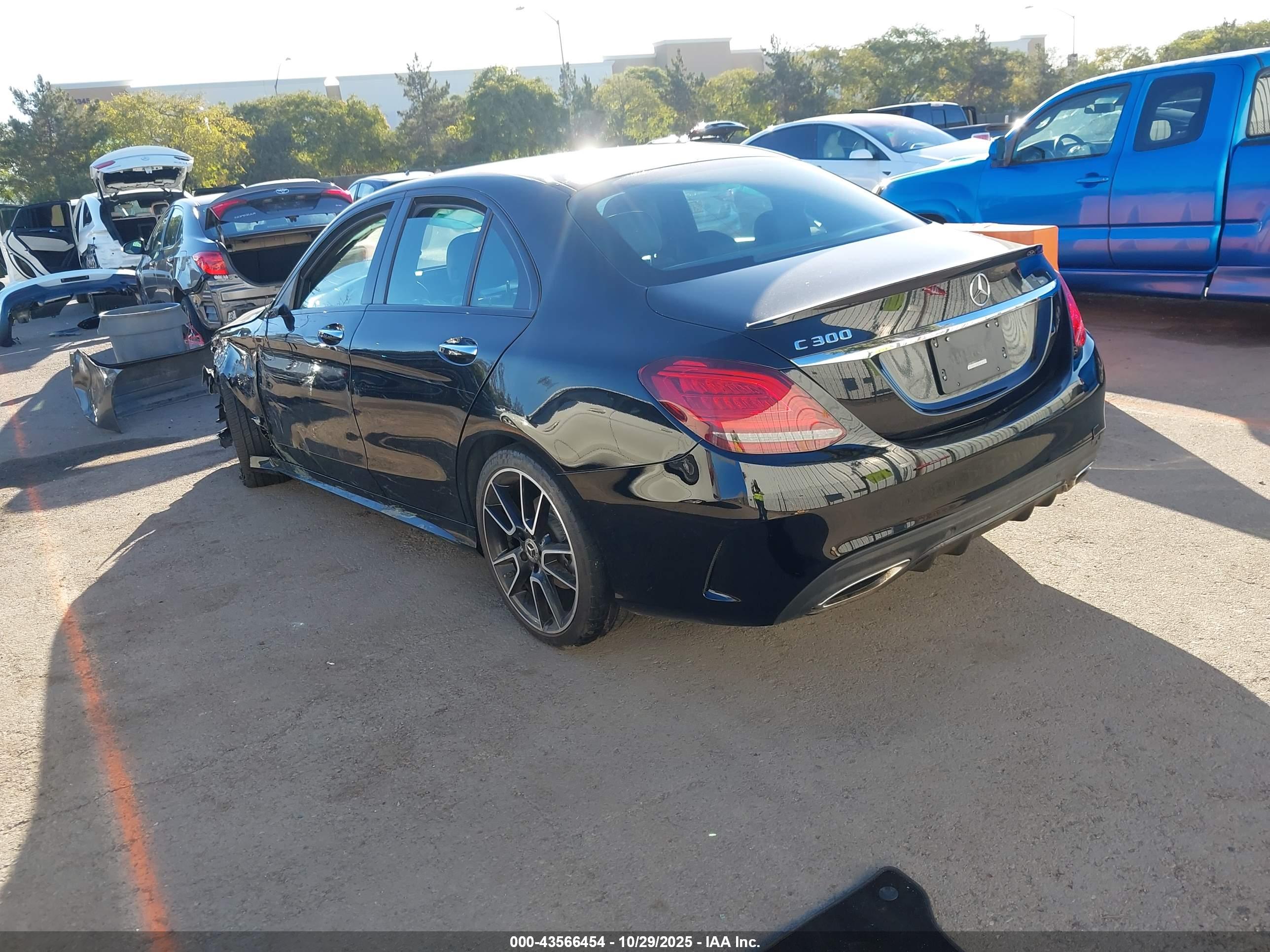 MERCEDES-BENZ C image 3