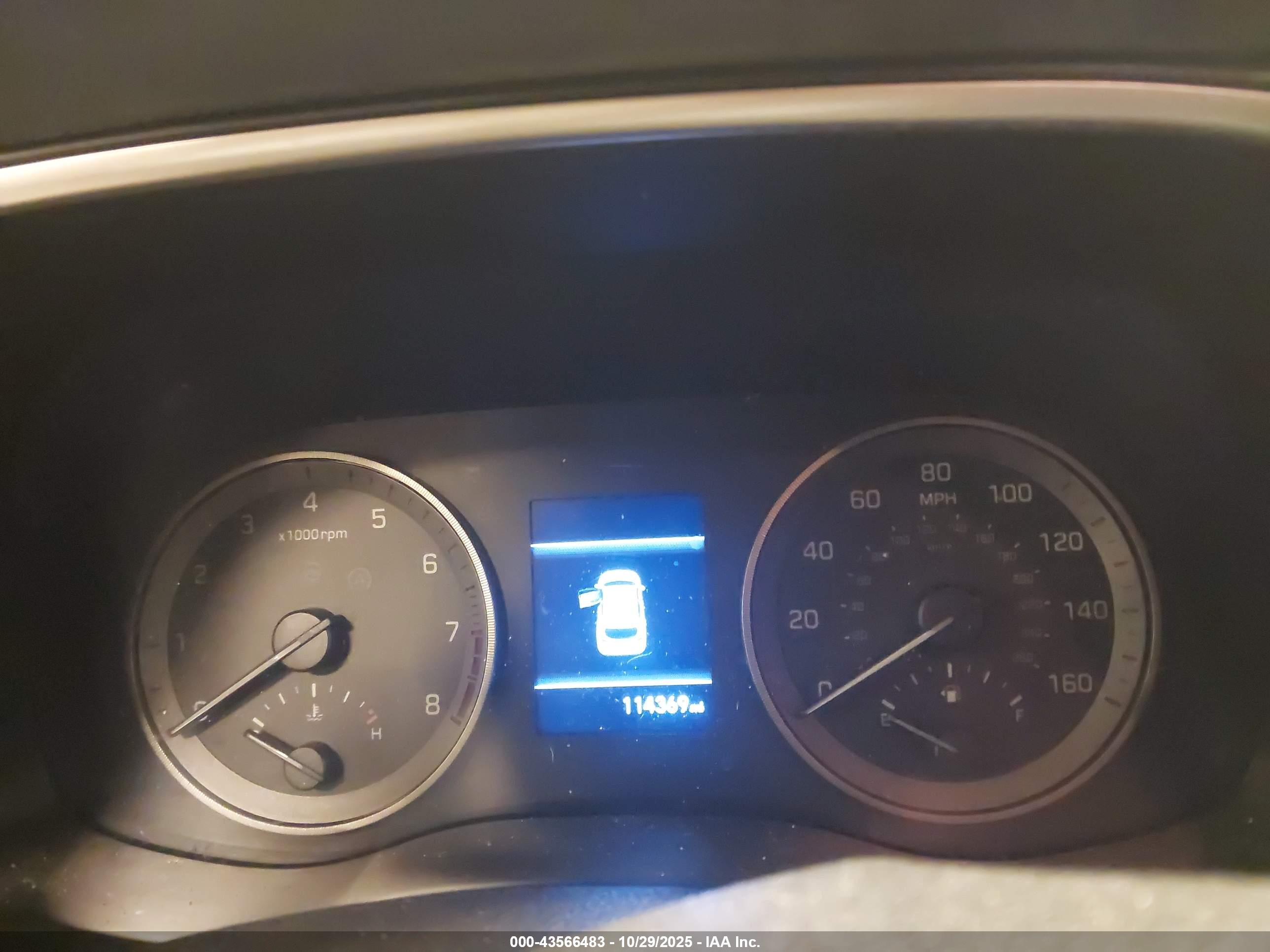 HYUNDAI TUCSON image 7