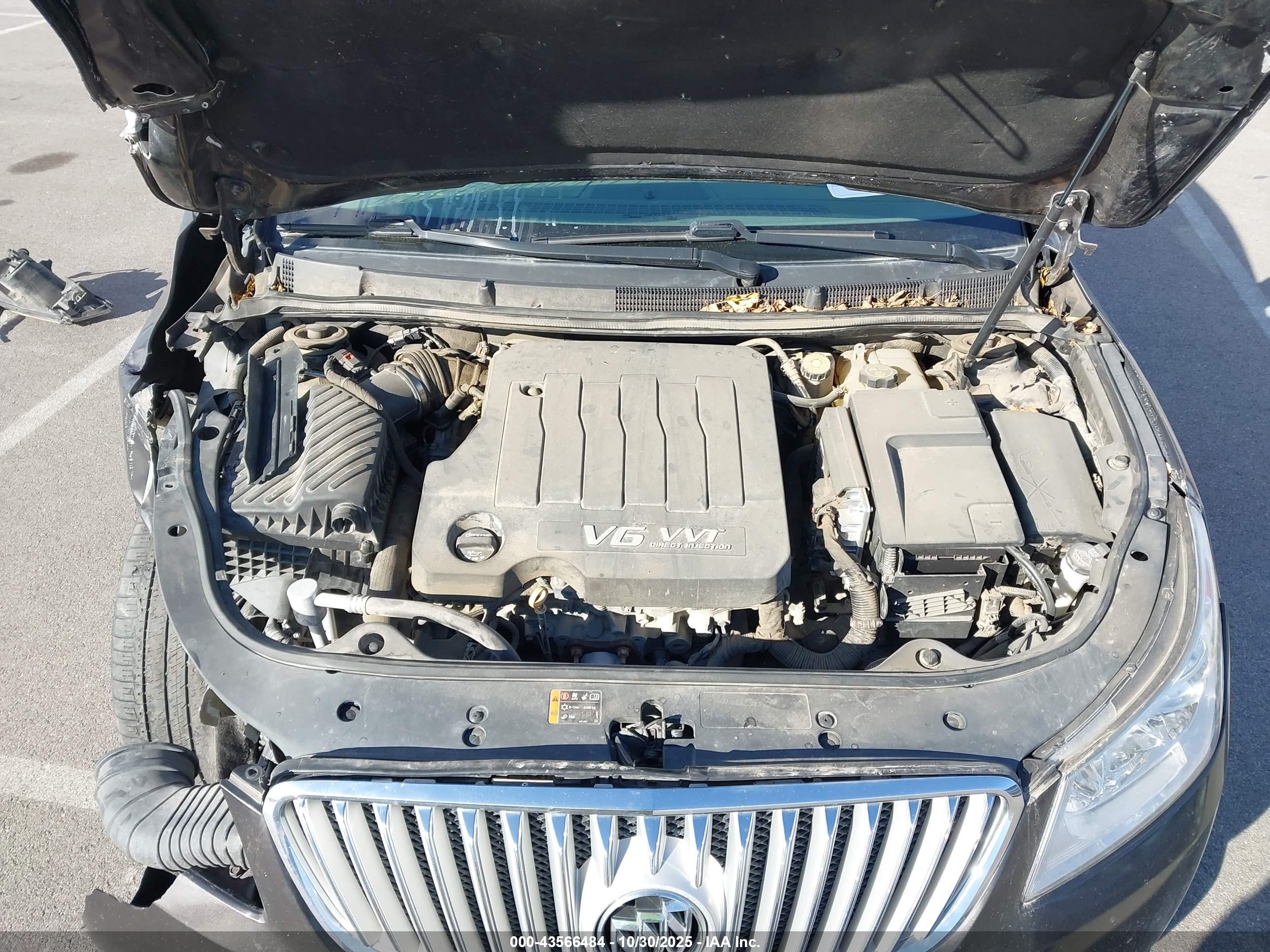 BUICK LACROSSE image 10