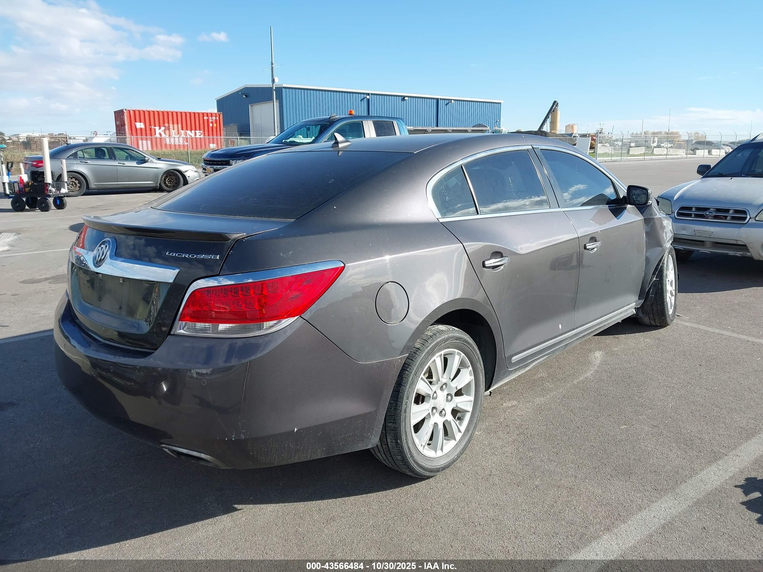 BUICK LACROSSE image 4