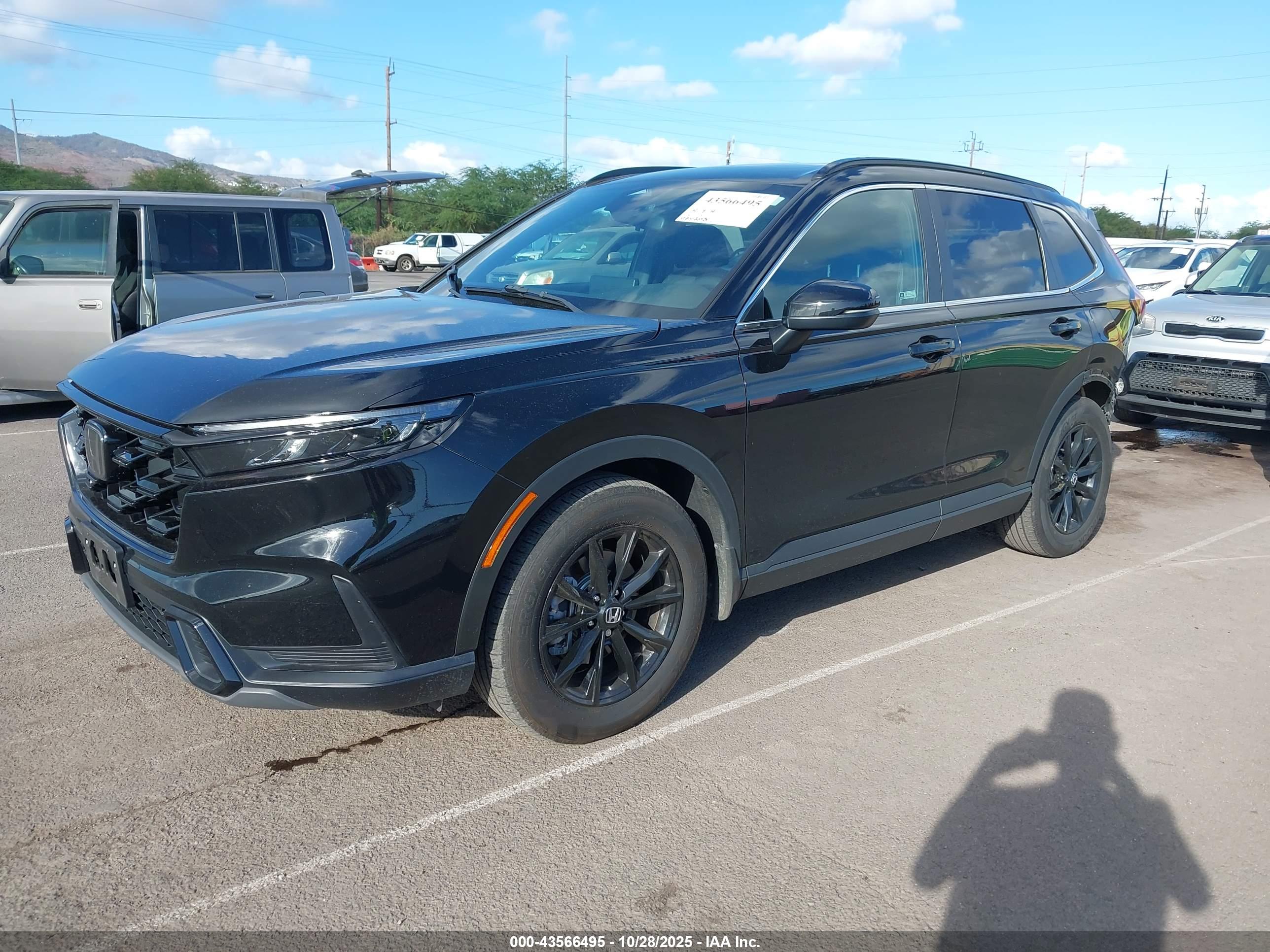 HONDA CR-V image 2