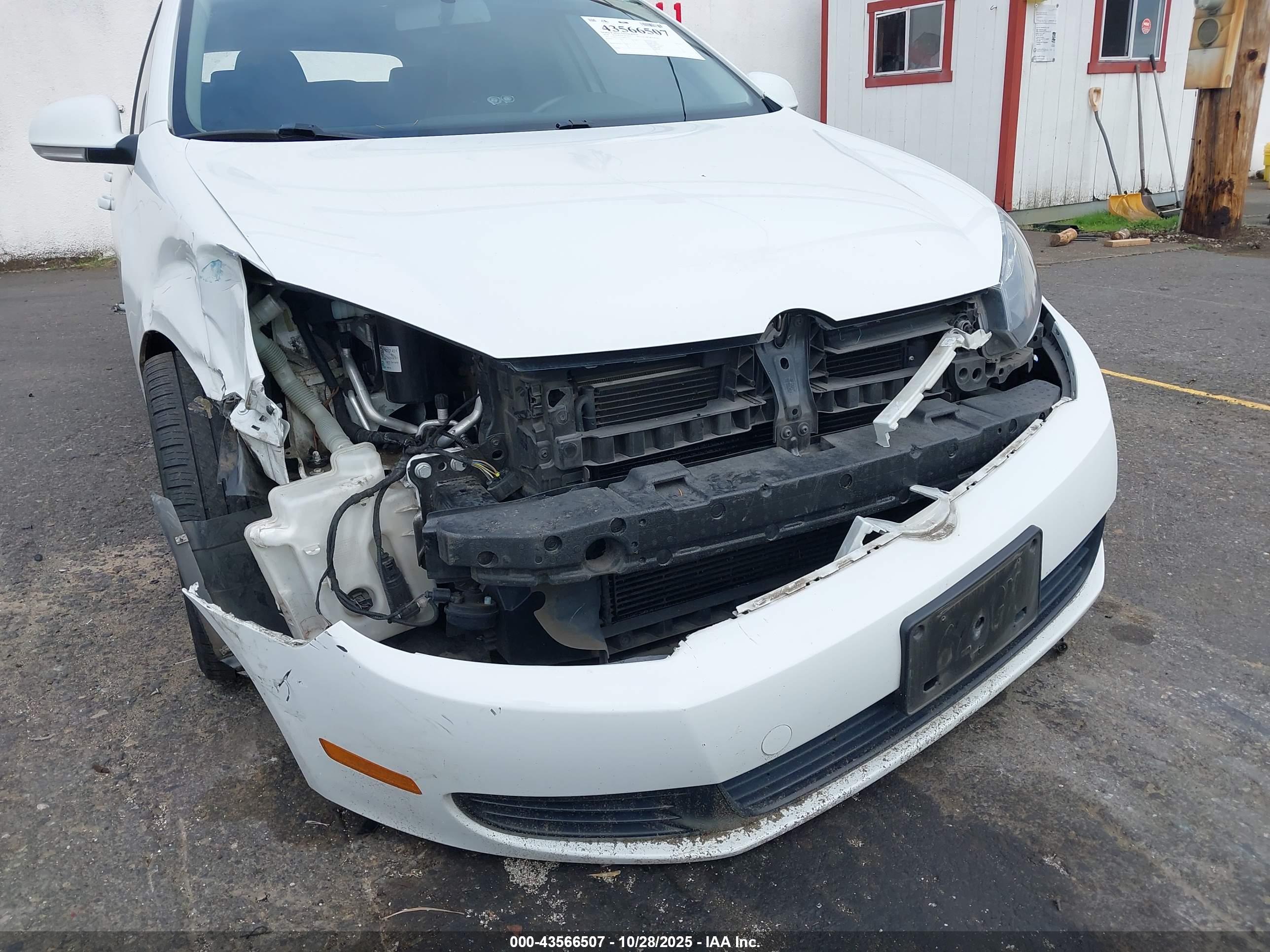 VOLKSWAGEN JETTA image 6