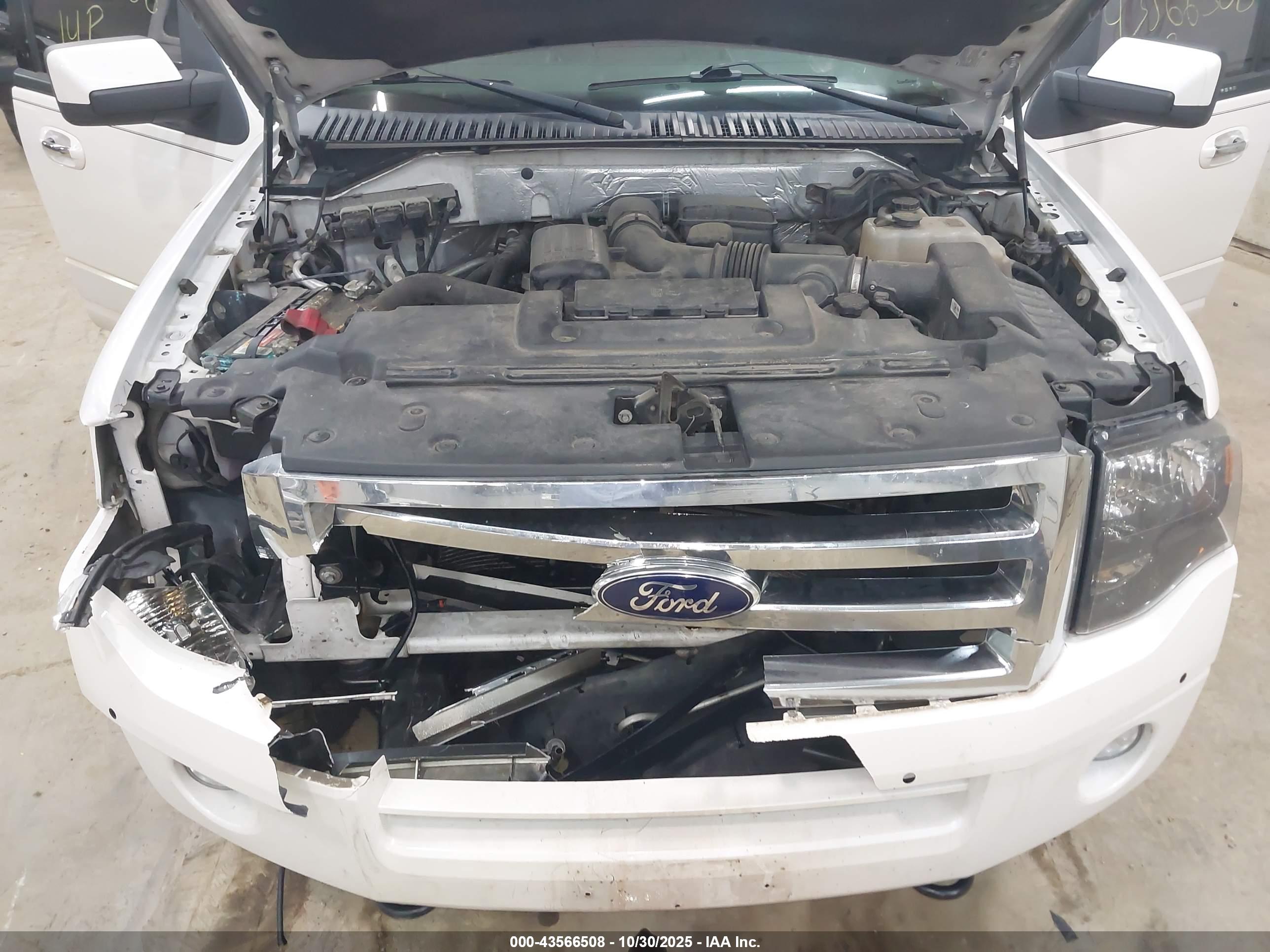FORD EXPEDITION image 10