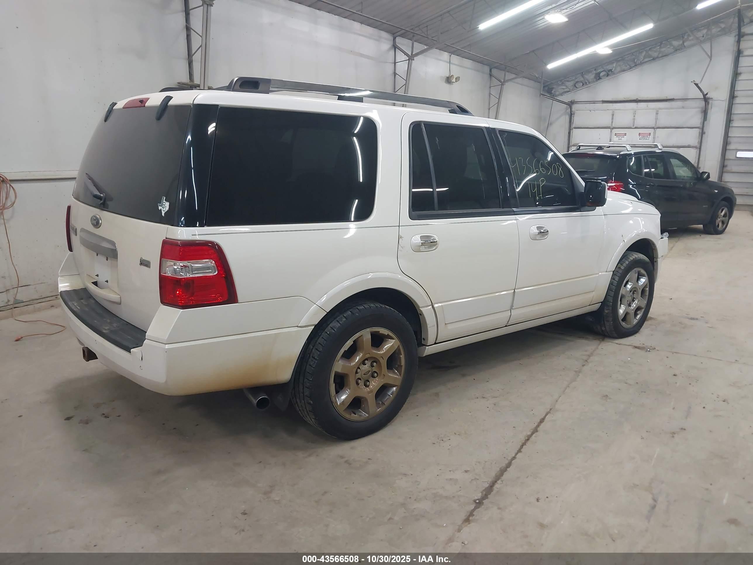 FORD EXPEDITION image 4