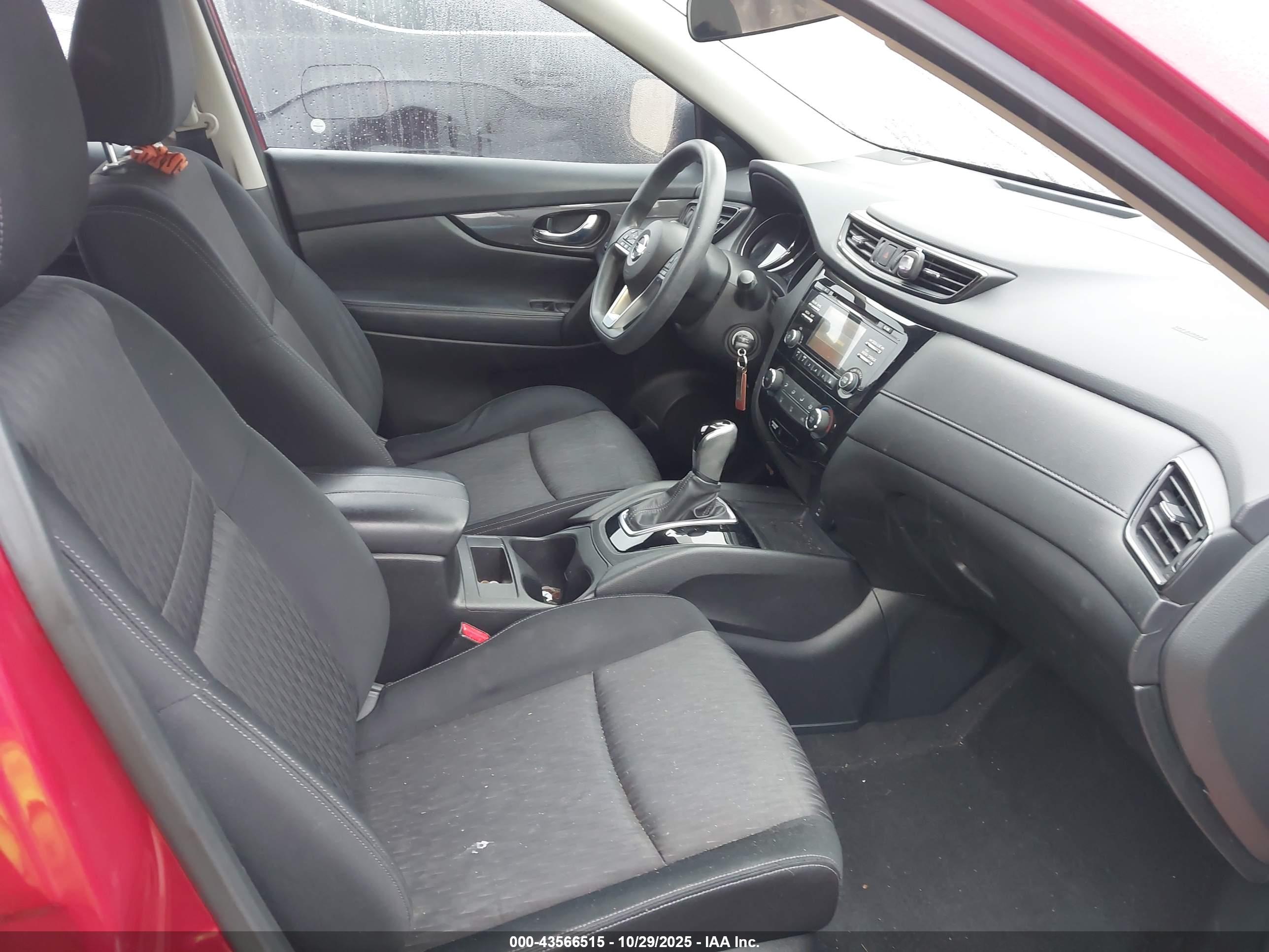 NISSAN ROGUE image 5
