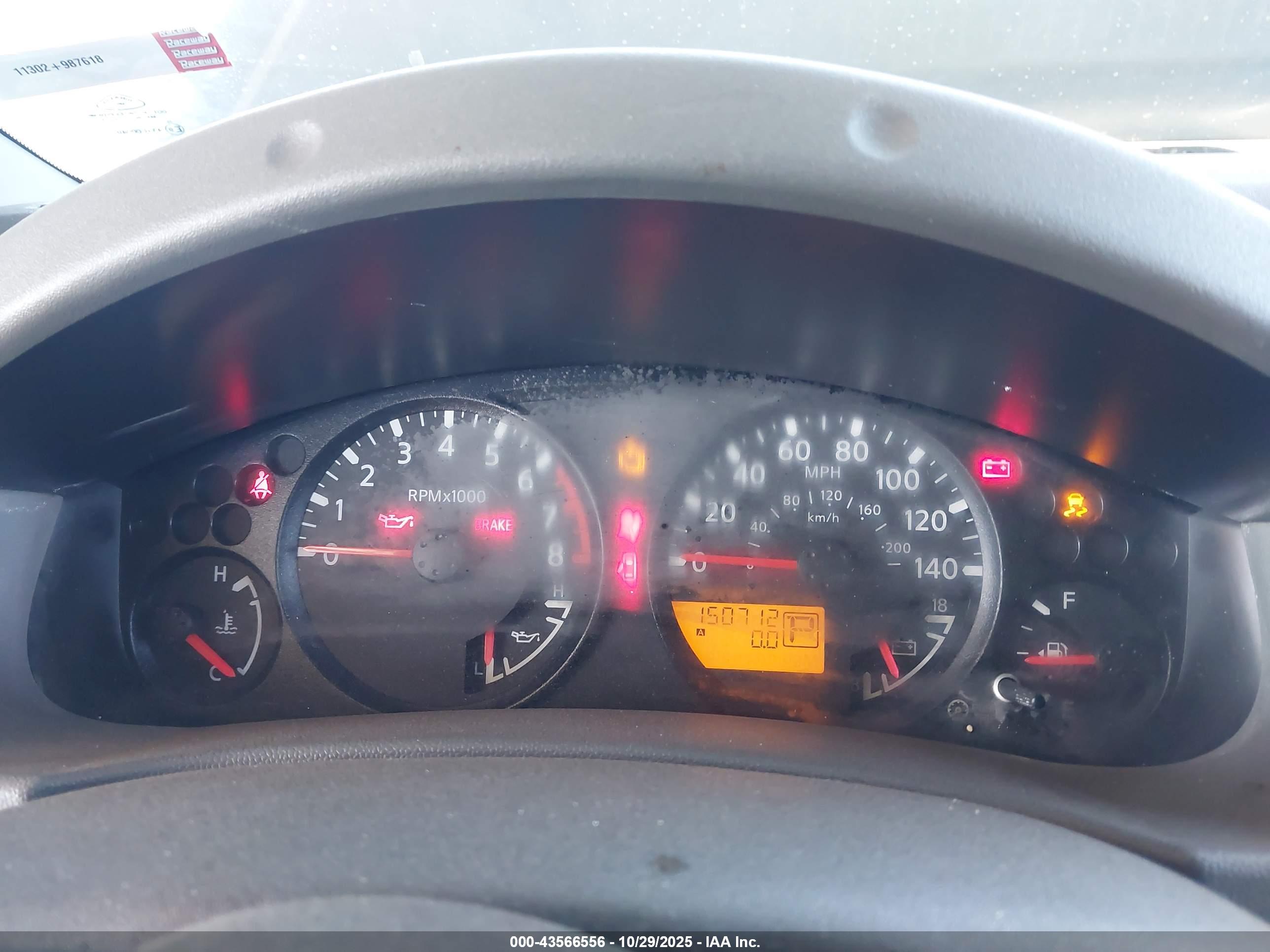 NISSAN XTERRA image 7