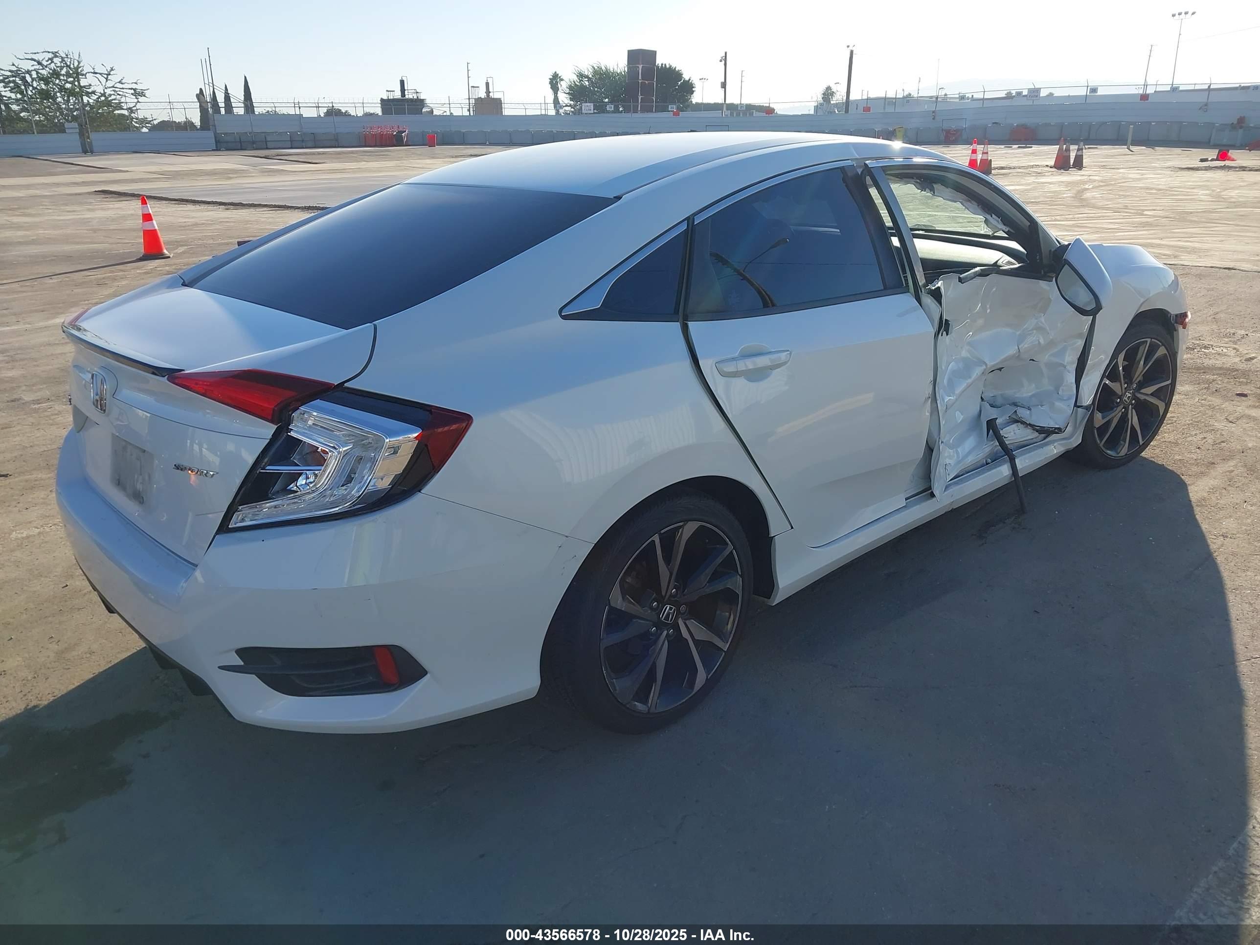 HONDA CIVIC image 4