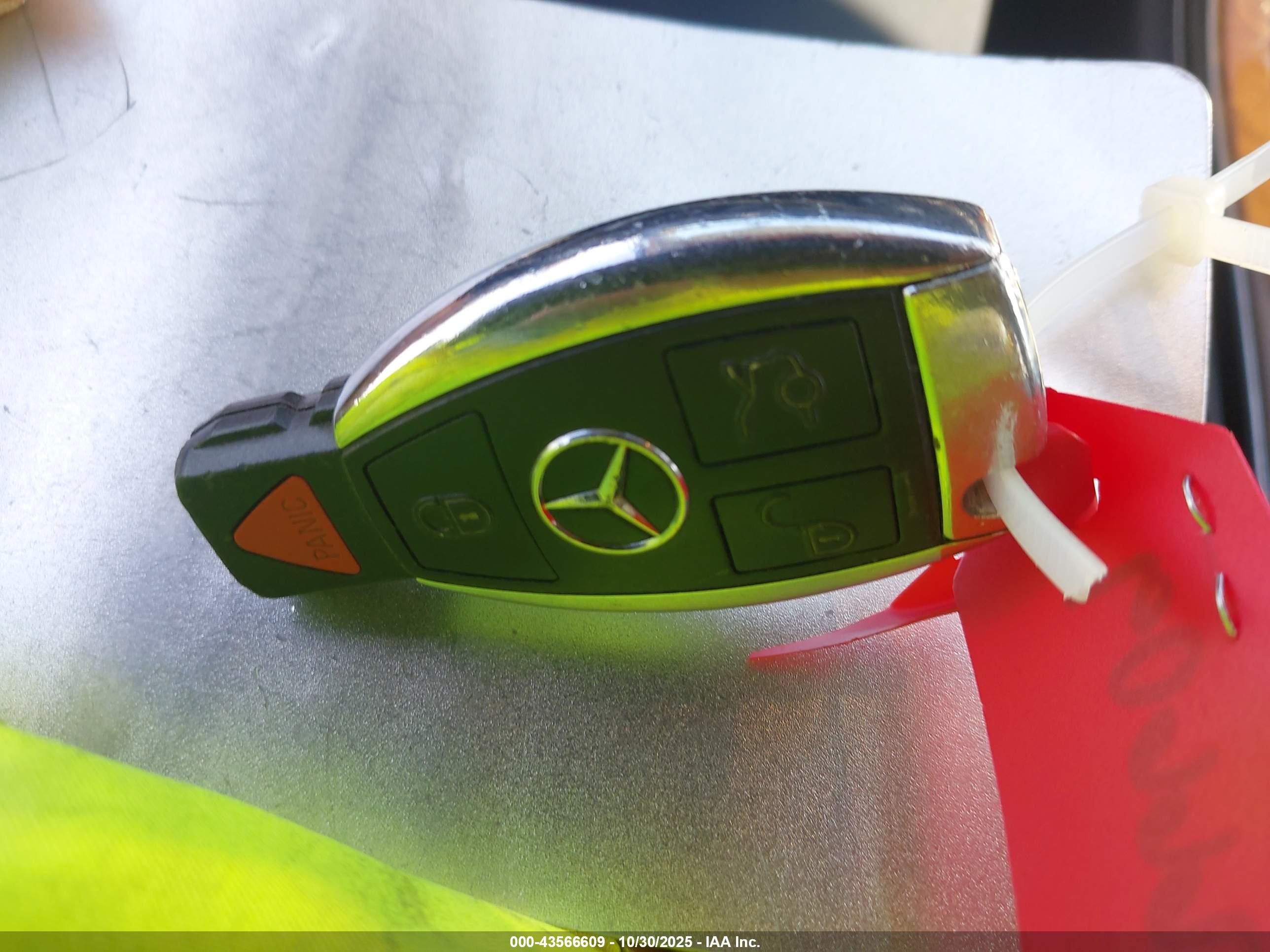 MERCEDES-BENZ C image 11