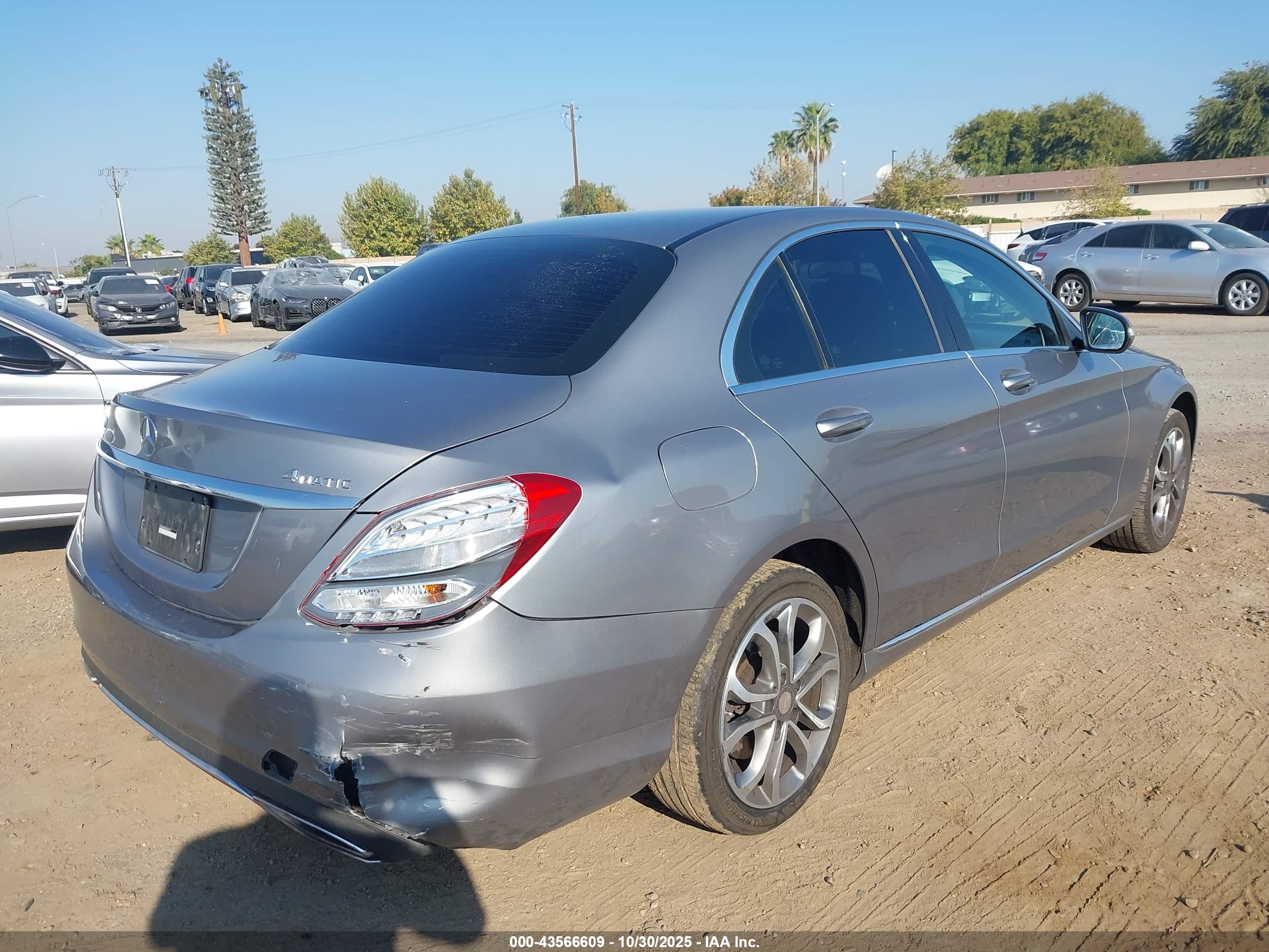 MERCEDES-BENZ C image 4